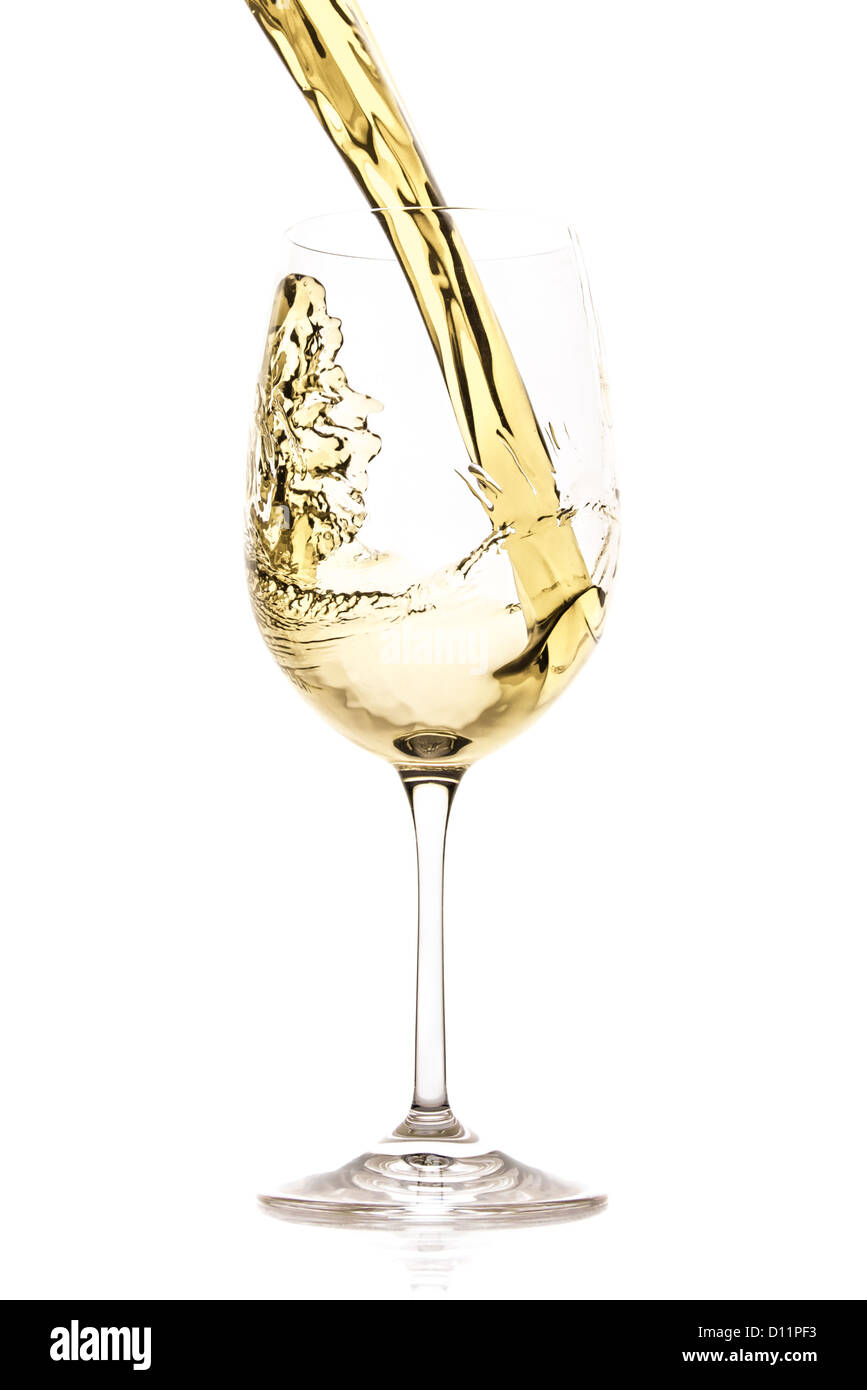 Vin blanc splash isolated on white Banque D'Images