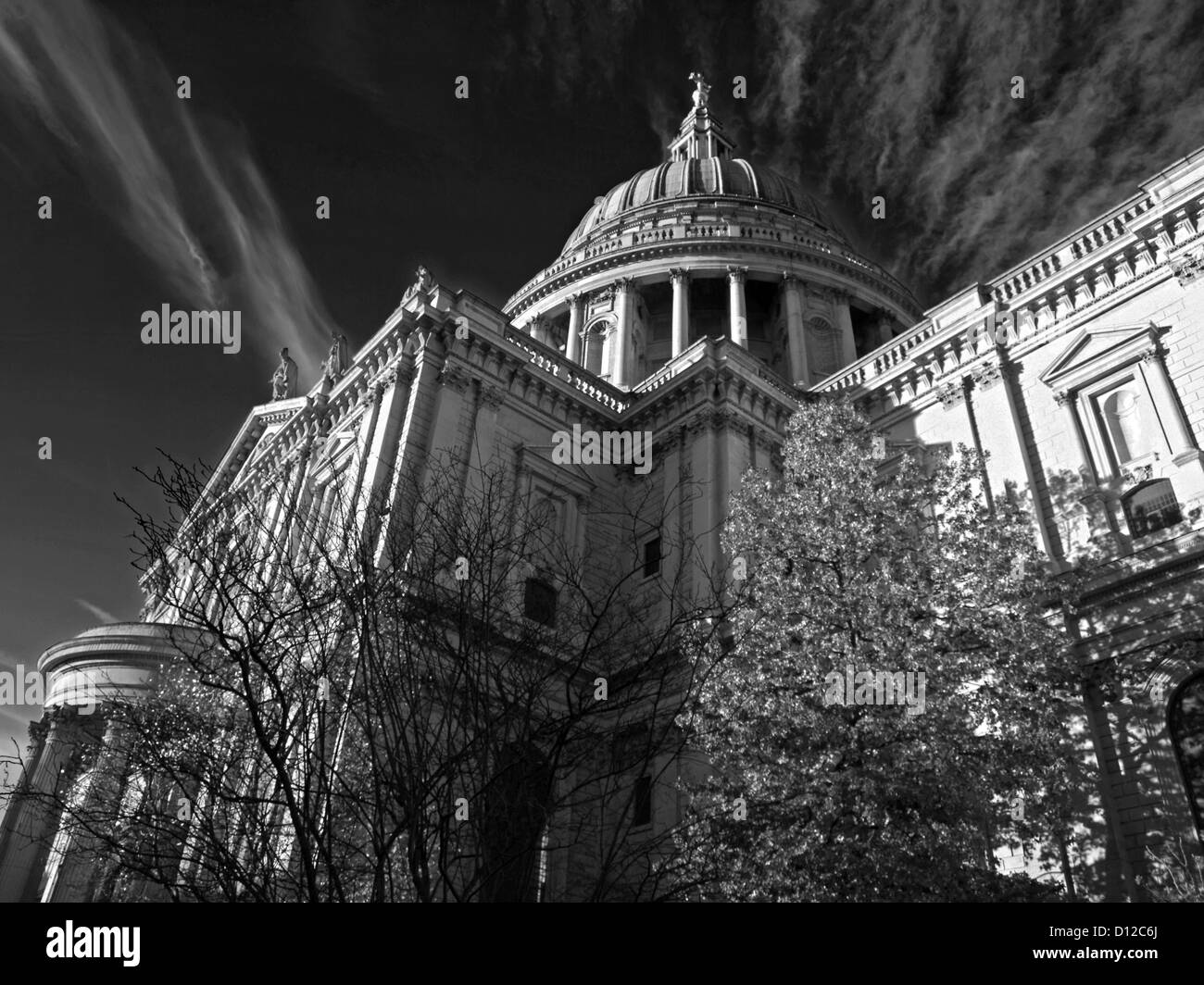 La Cathédrale St Paul (église cathédrale de Saint Paul l'Apôtre), City of London, Londres, Angleterre, Royaume-Uni Banque D'Images