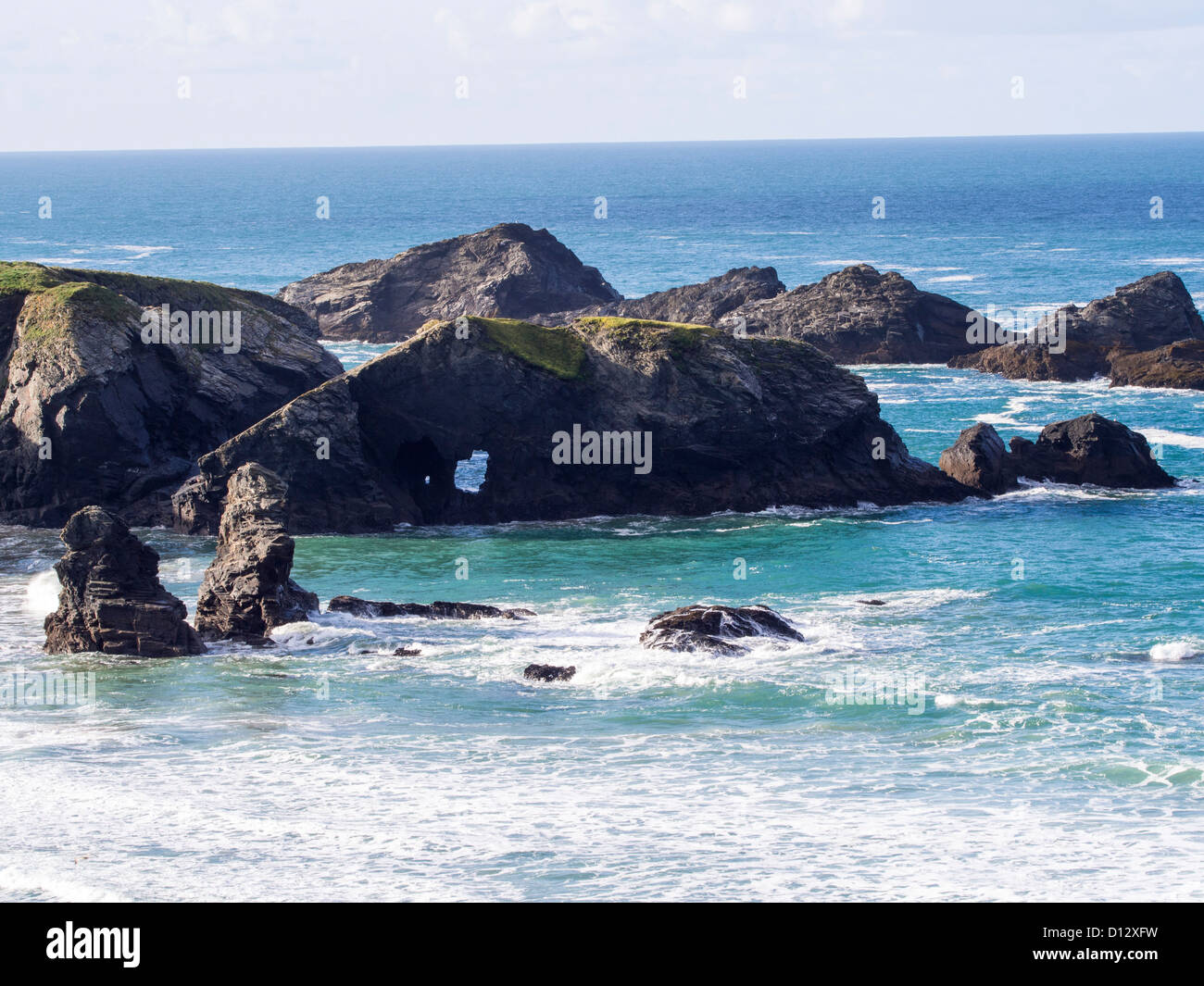 Les îles à Trescore Porthcothan sur la côte nord des Cornouailles, Royaume-Uni. Banque D'Images