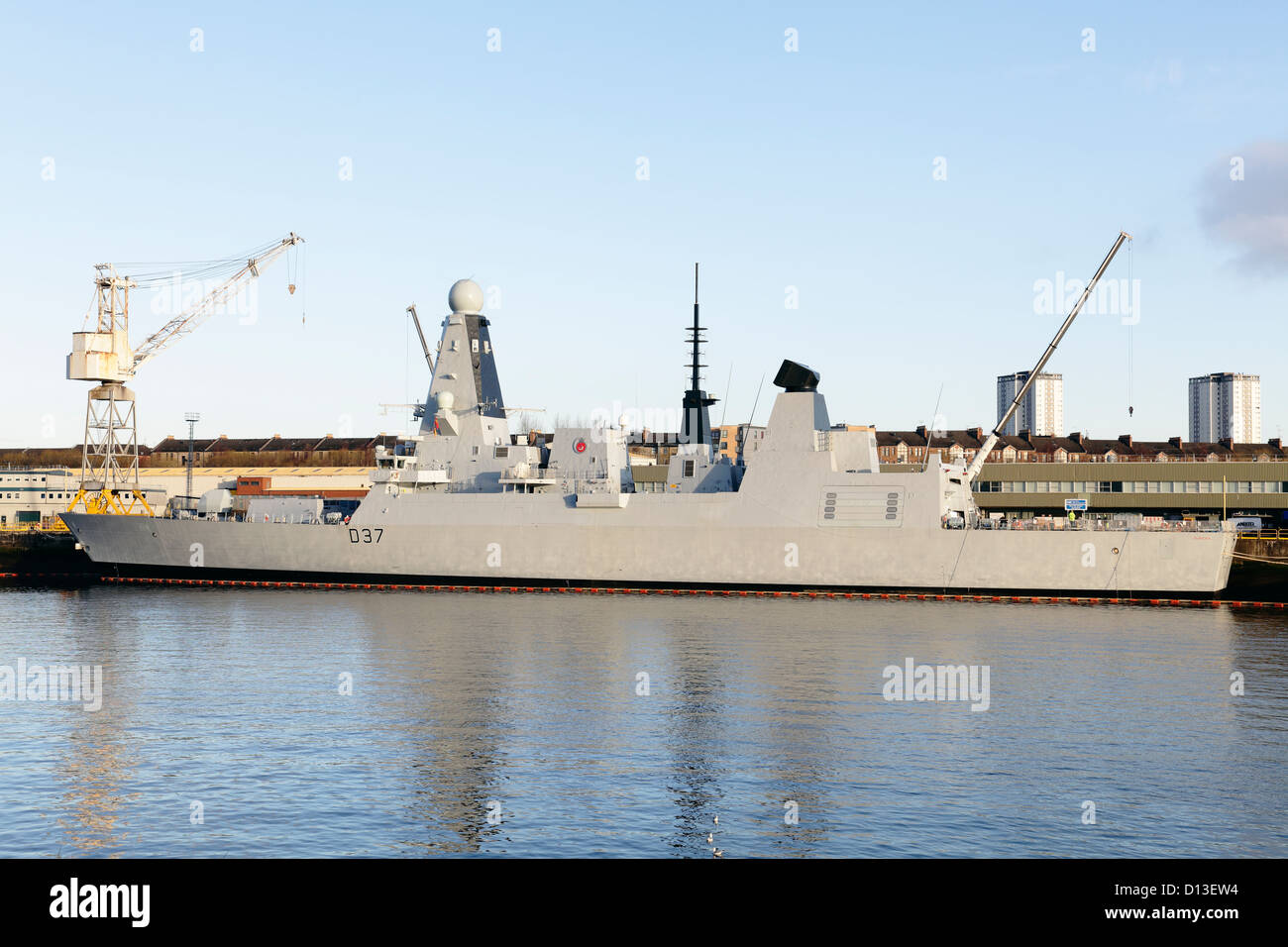 Type 45 de la Royal Navy Destroyer HMS Duncan sur la rivière Clyde à BAE Systems en chantier Scotstoun, Glasgow, Écosse, Royaume-Uni Banque D'Images