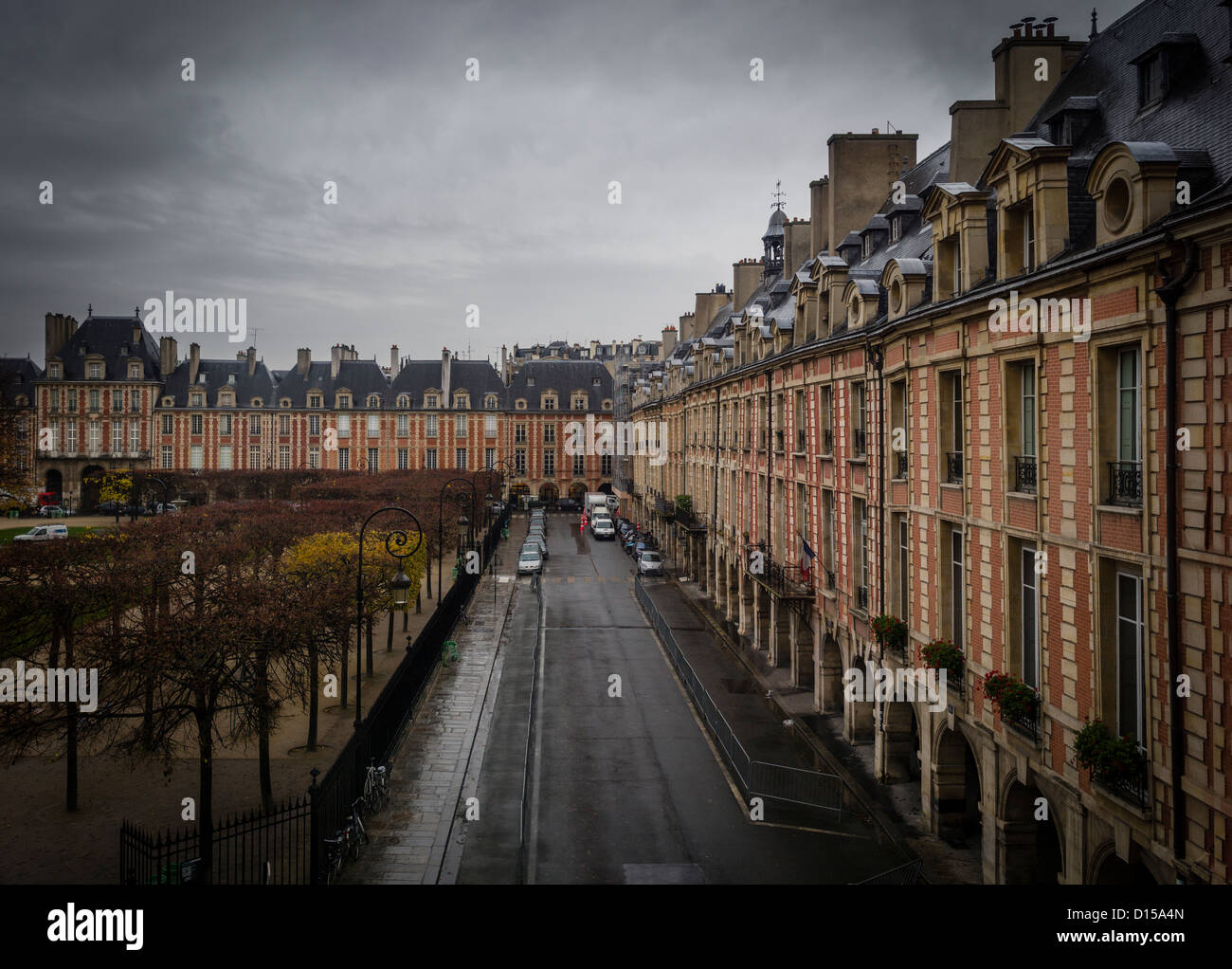 PLACE DES VOSGES PARIS FRANCE Banque D'Images