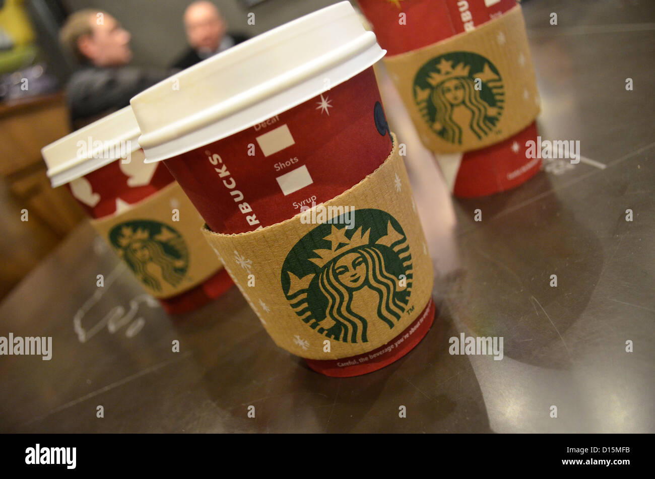 3 Noël Starbucks tasses à emporter Banque D'Images