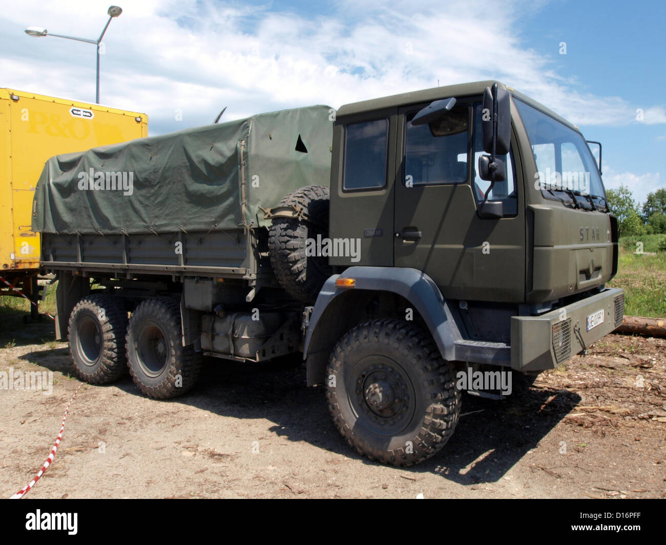 Star 266M camions au service militaire polonais Banque D'Images
