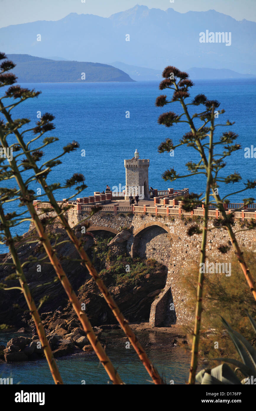 L'Italie, Toscane,Piombino,Bovio exposée et de l'île d'Elbe en arrière-plan Banque D'Images