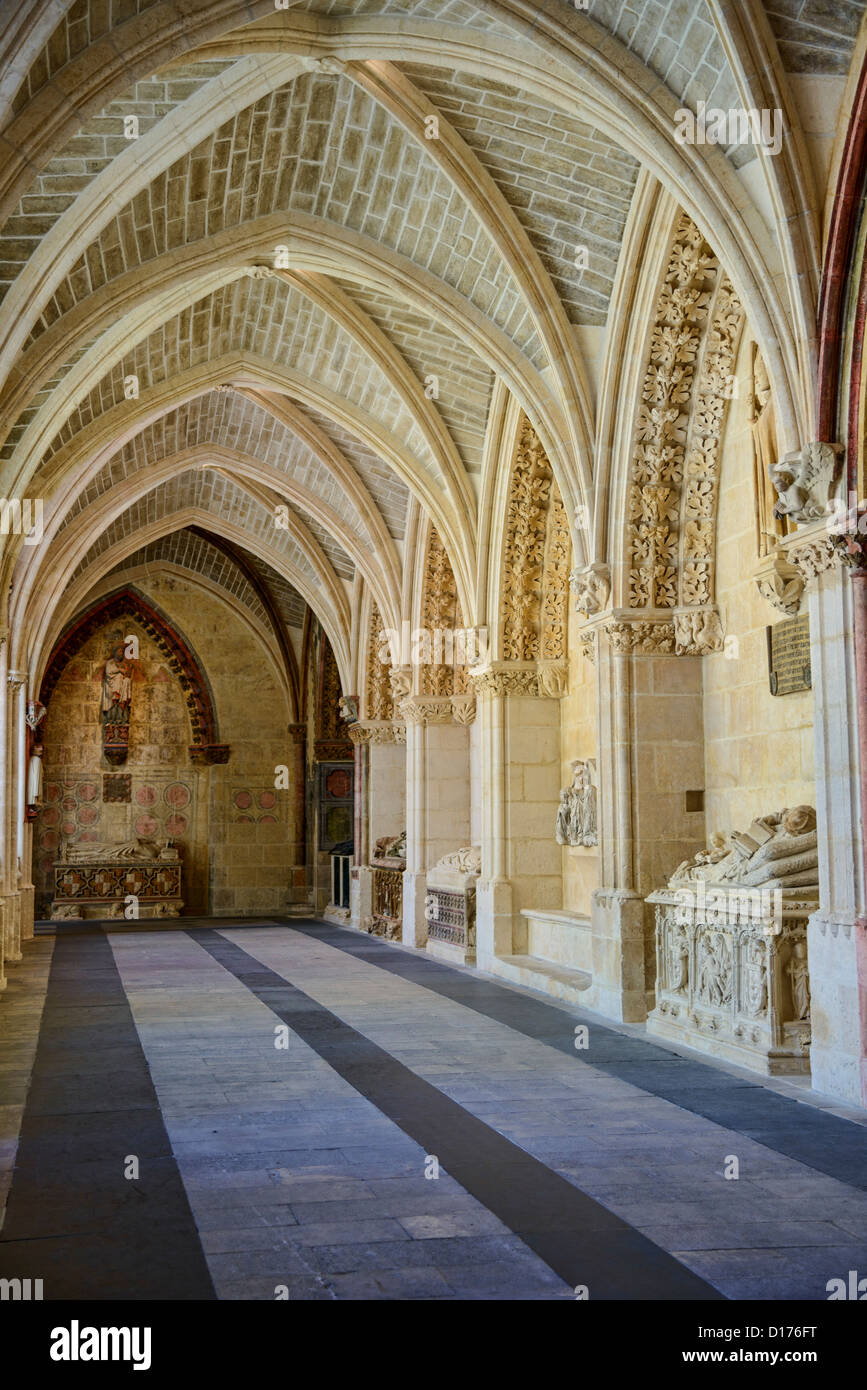 Galerie d'intérieur à la Cathédrale de Burgos, Espagne. L'art gothique. Banque D'Images