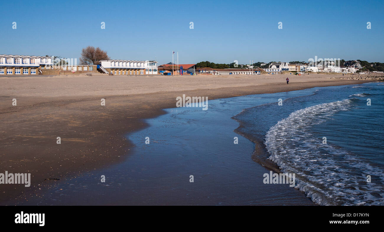 Plage de Sandbanks à marée montante, la baie de Poole, Dorset, England, UK. L'Europe Banque D'Images