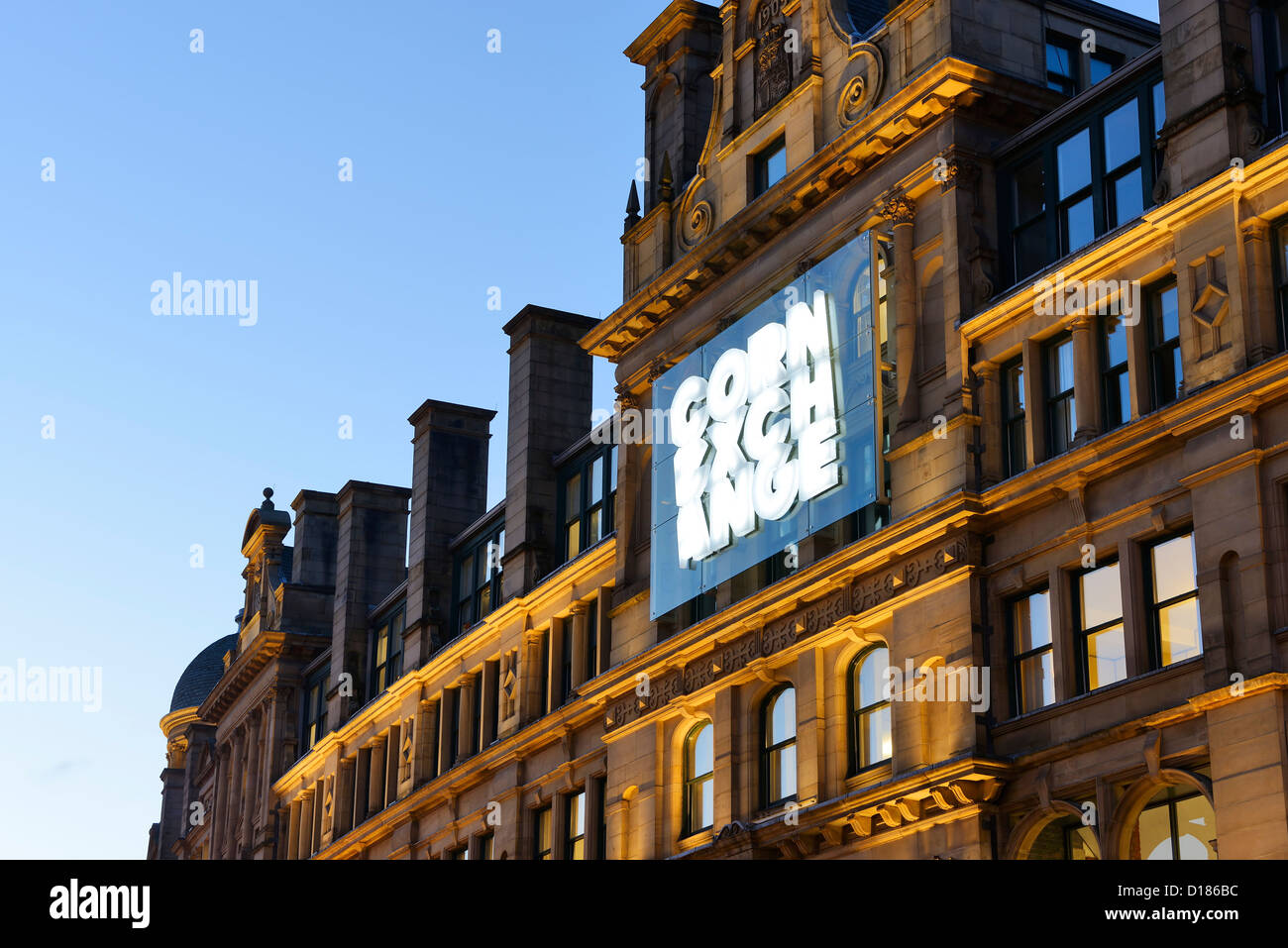 Manchester Corn Exchange signer et façade Banque D'Images