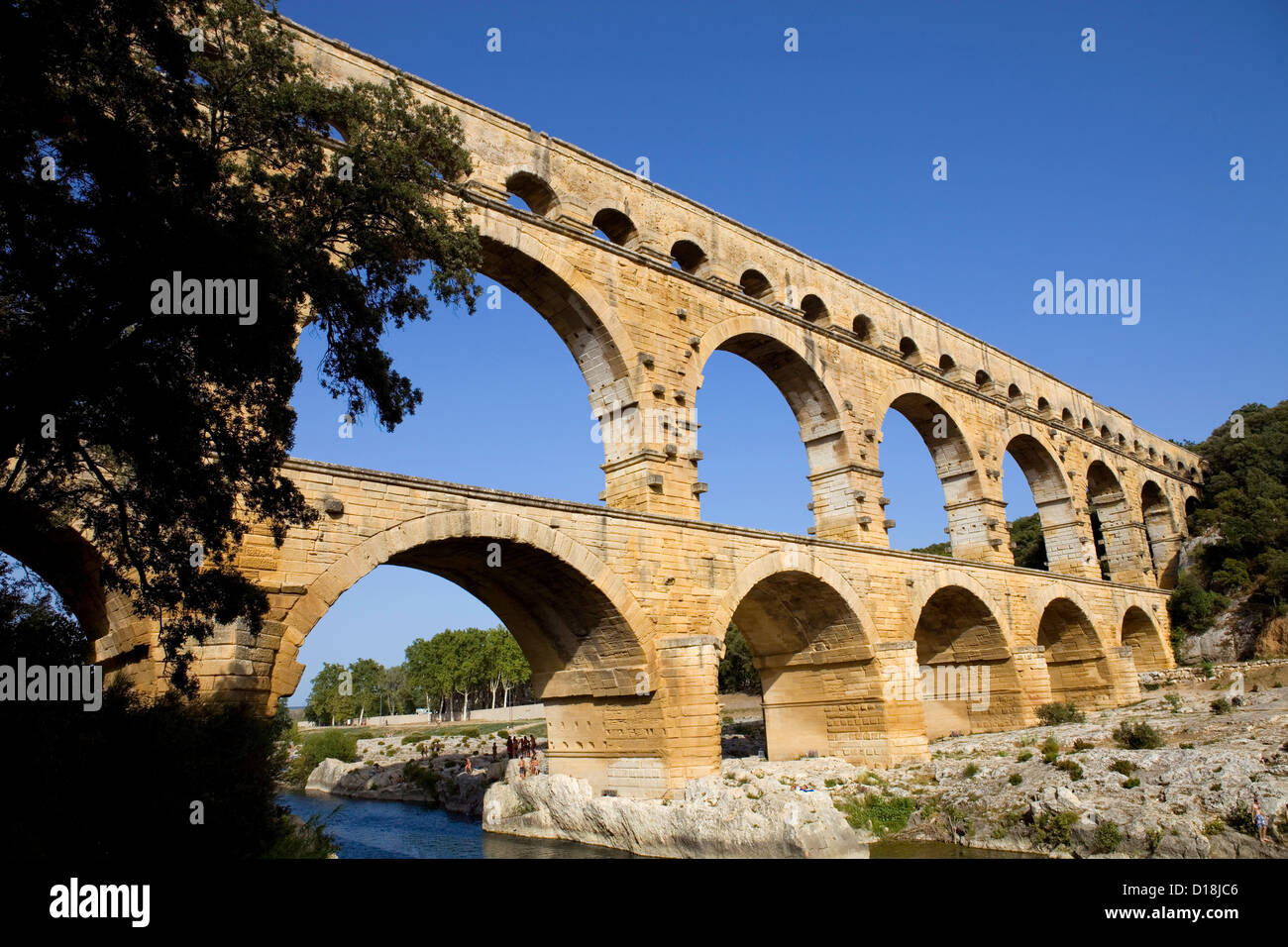 Photo libre de droit de Pont Du Gard Ancien Aqueduc Romain Dans Le Sud