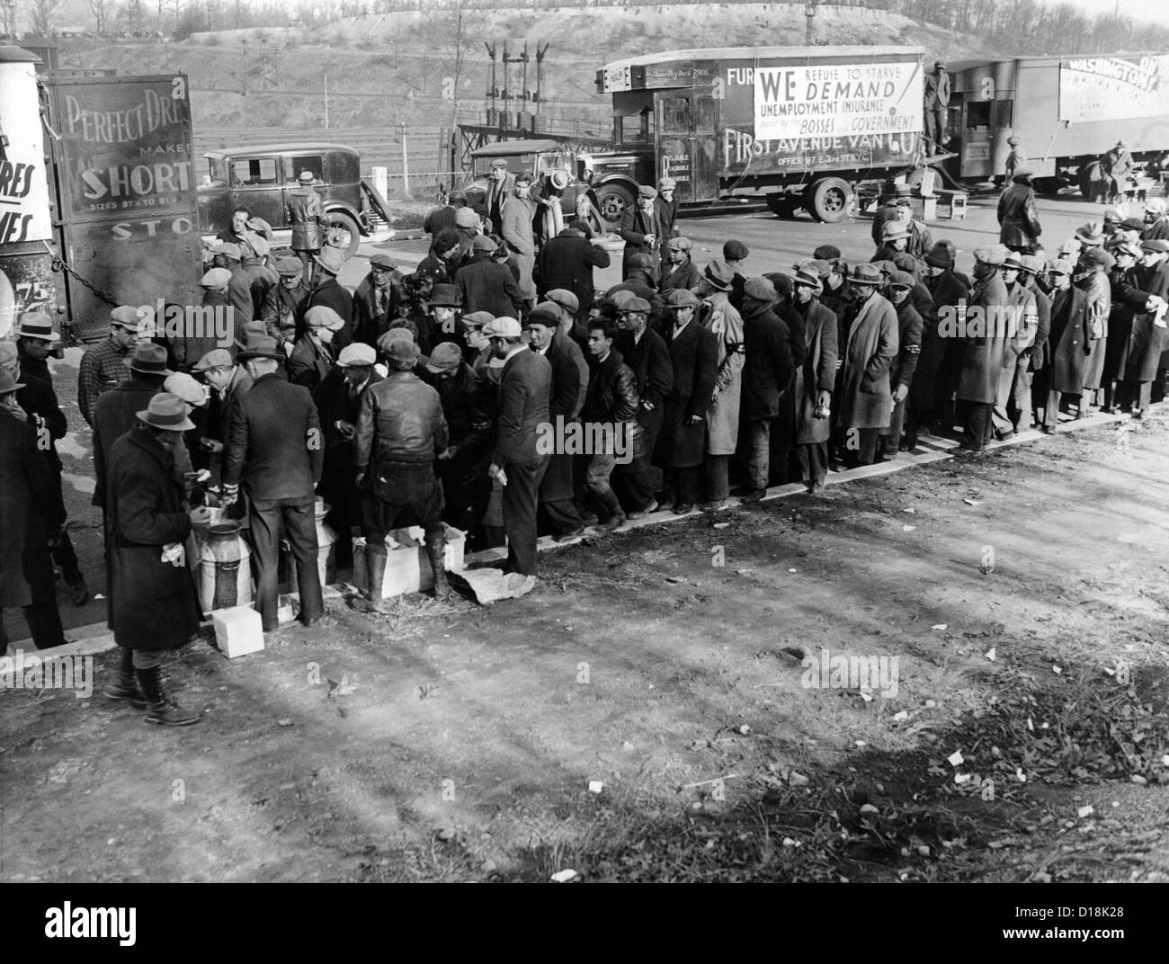 Les marcheurs de la faim petit-déjeuner juste en dehors de Washington, D.C. le 4 décembre 1932, les marcheurs ont été accueillis par 1 200 policiers forces Banque D'Images