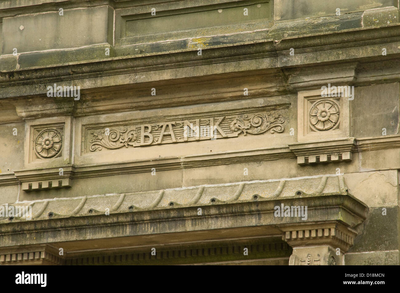 Ancienne Banque de Yorkshire, signer a écrit dans la pierre sur le mur de la banque Ray Boswell Banque D'Images