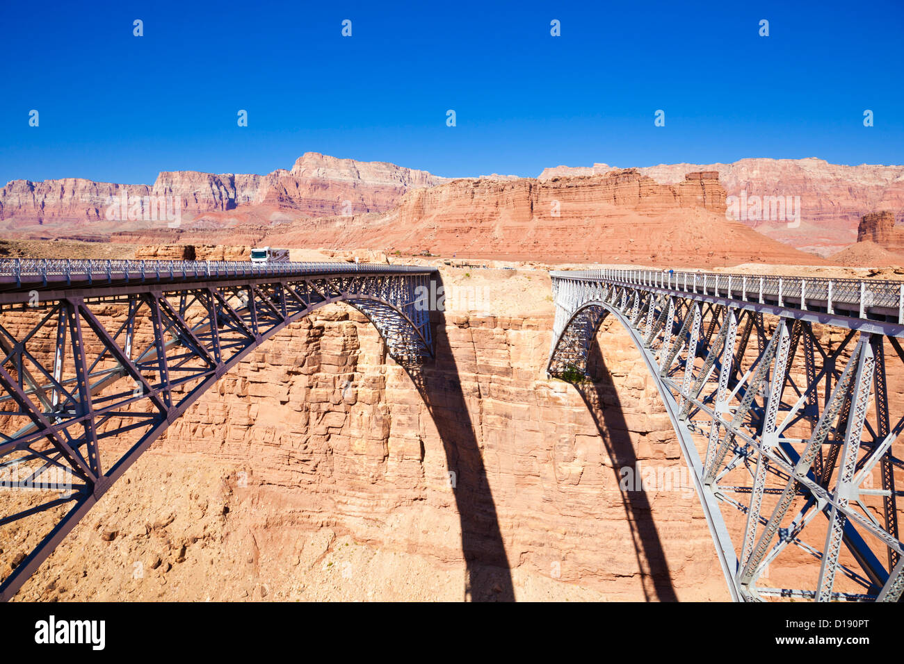 Navajo anciens et nouveaux ponts sur Marble Canyon et la rivière Colorado, près de Lees Ferry, Arizona, USA Banque D'Images