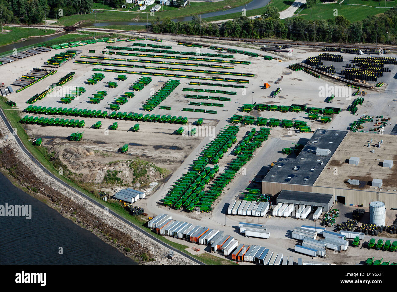 Photographie aérienne de l'usine John Deere Harvester Works, East Moline, Illinois Banque D'Images