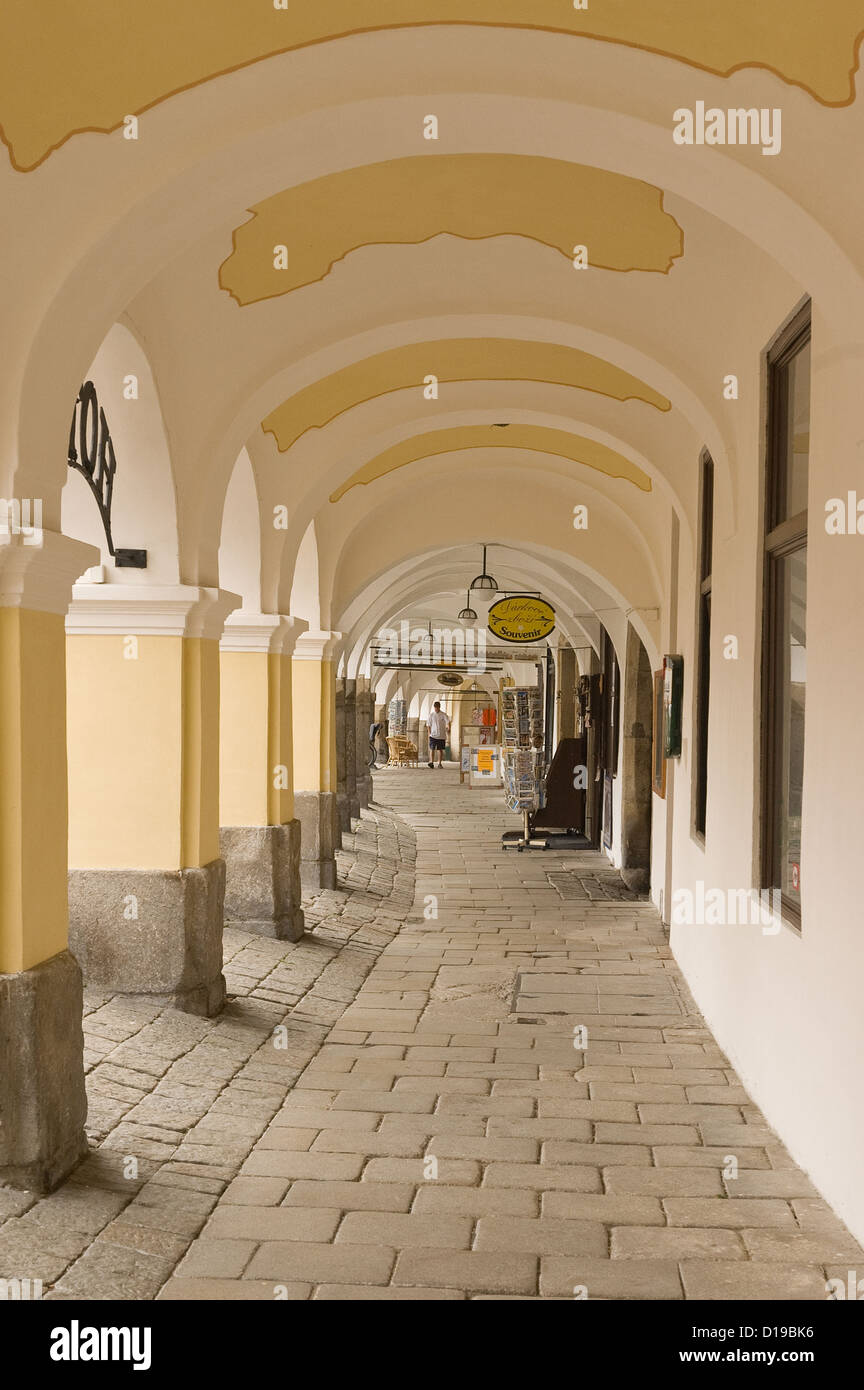 Elk188-3368/ République tchèque, Telc, Zachiariase z Hradce namesti, place principale, maisons à arcades trottoir ci-dessous Banque D'Images