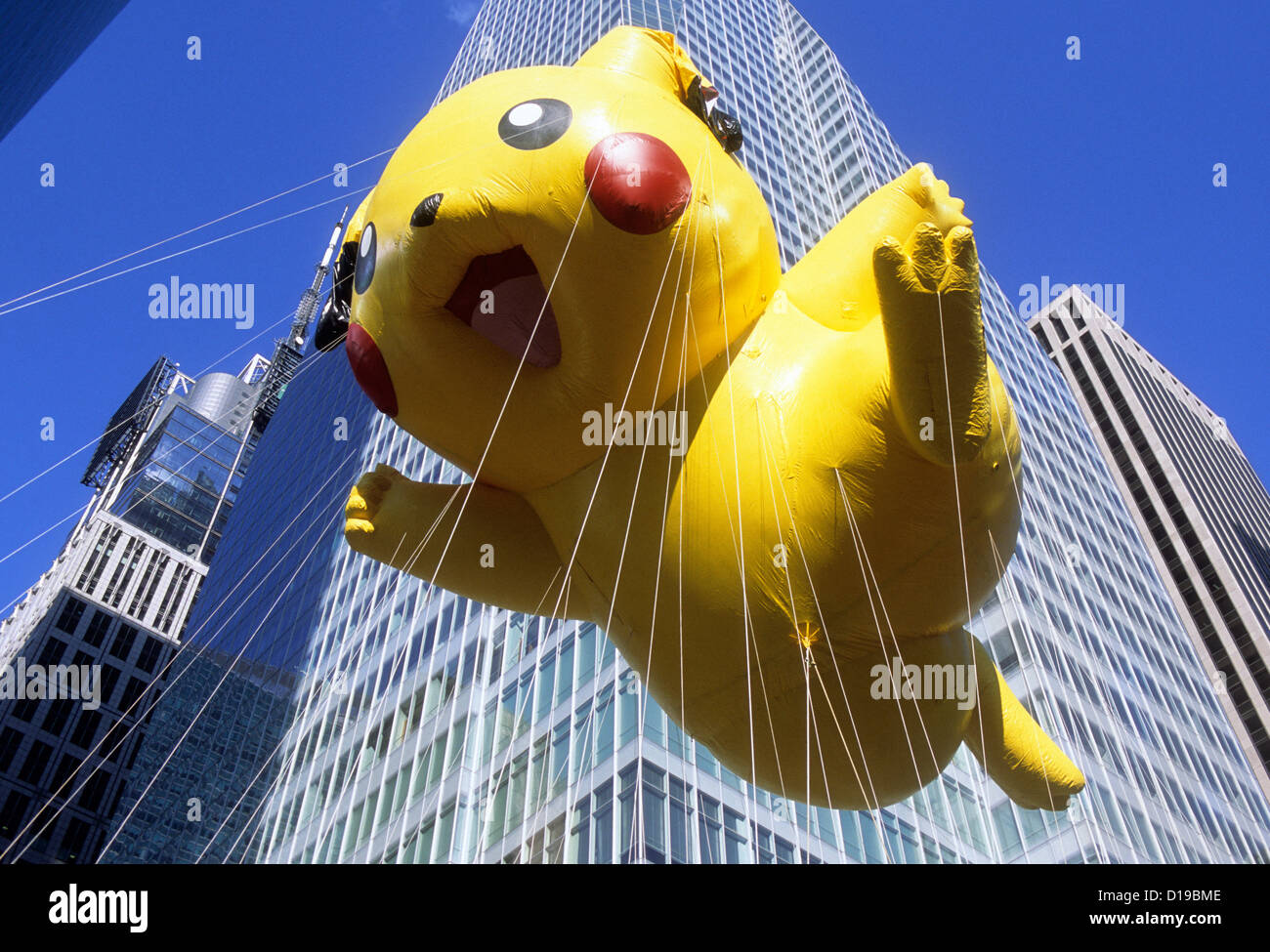 Macy's Thanksgiving Day Parade Pikachu Pokemon Ballon New York City USA Banque D'Images