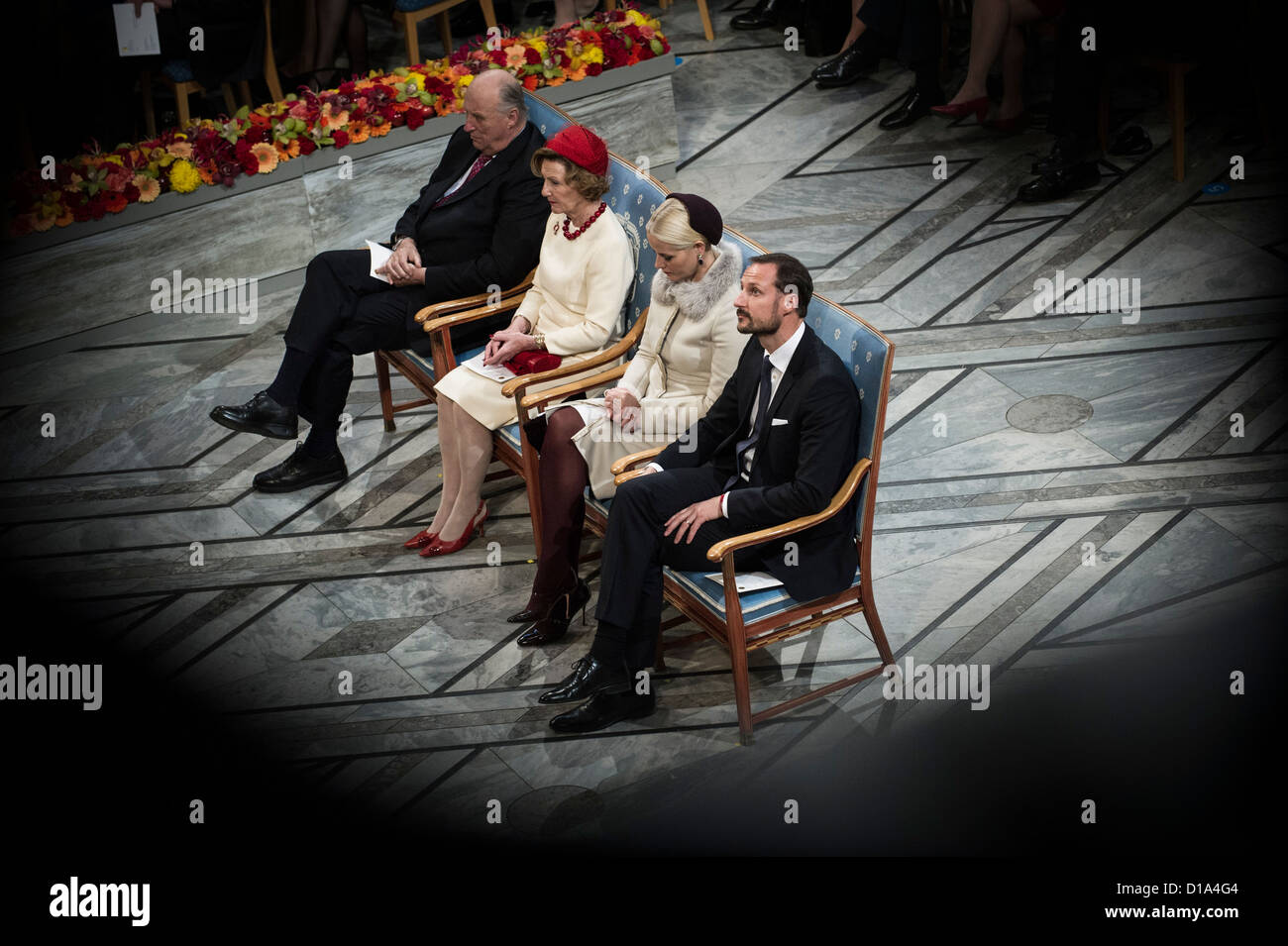 10/12/2012. Oslo, Norvège. La famille royale norvégienne regarder la cérémonie du Prix Nobel de la paix. Banque D'Images