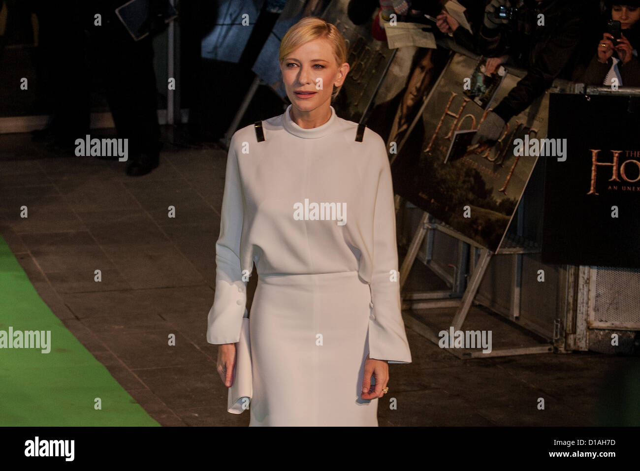 Cate Blanchett assiste à la Royal Film premiere de "Le Hobbit : Un voyage inattendu" à l'Odeon Leicester Square Londres, Royaume-Uni, 12/12/2012 Credit : Mario Mitsis / Alamy Live News Banque D'Images