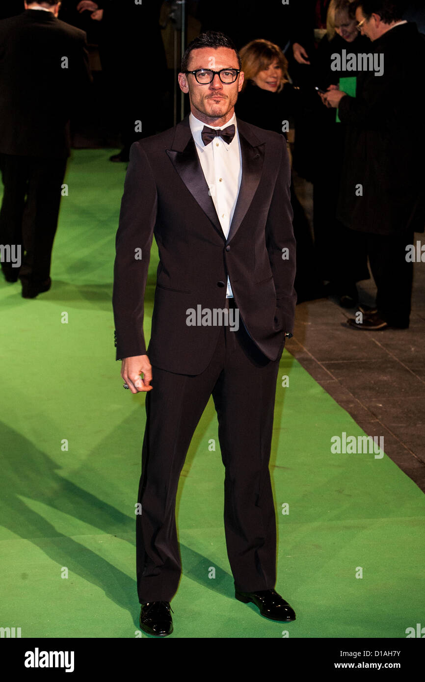 Luke Evans assiste à la Royal Film premiere de "Le Hobbit : Un voyage inattendu" à l'Odeon Leicester Square Londres, Royaume-Uni, 12/12/2012 Credit : Mario Mitsis / Alamy Live News Banque D'Images