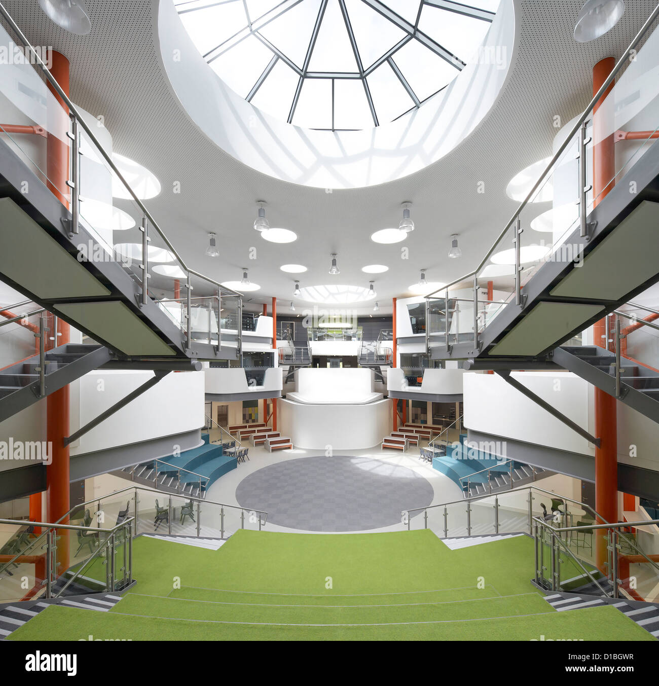 Collège Saint Ambroise, Altrincham, Royaume-Uni. Architecte : Sheppard Robson, 2012. Banque D'Images