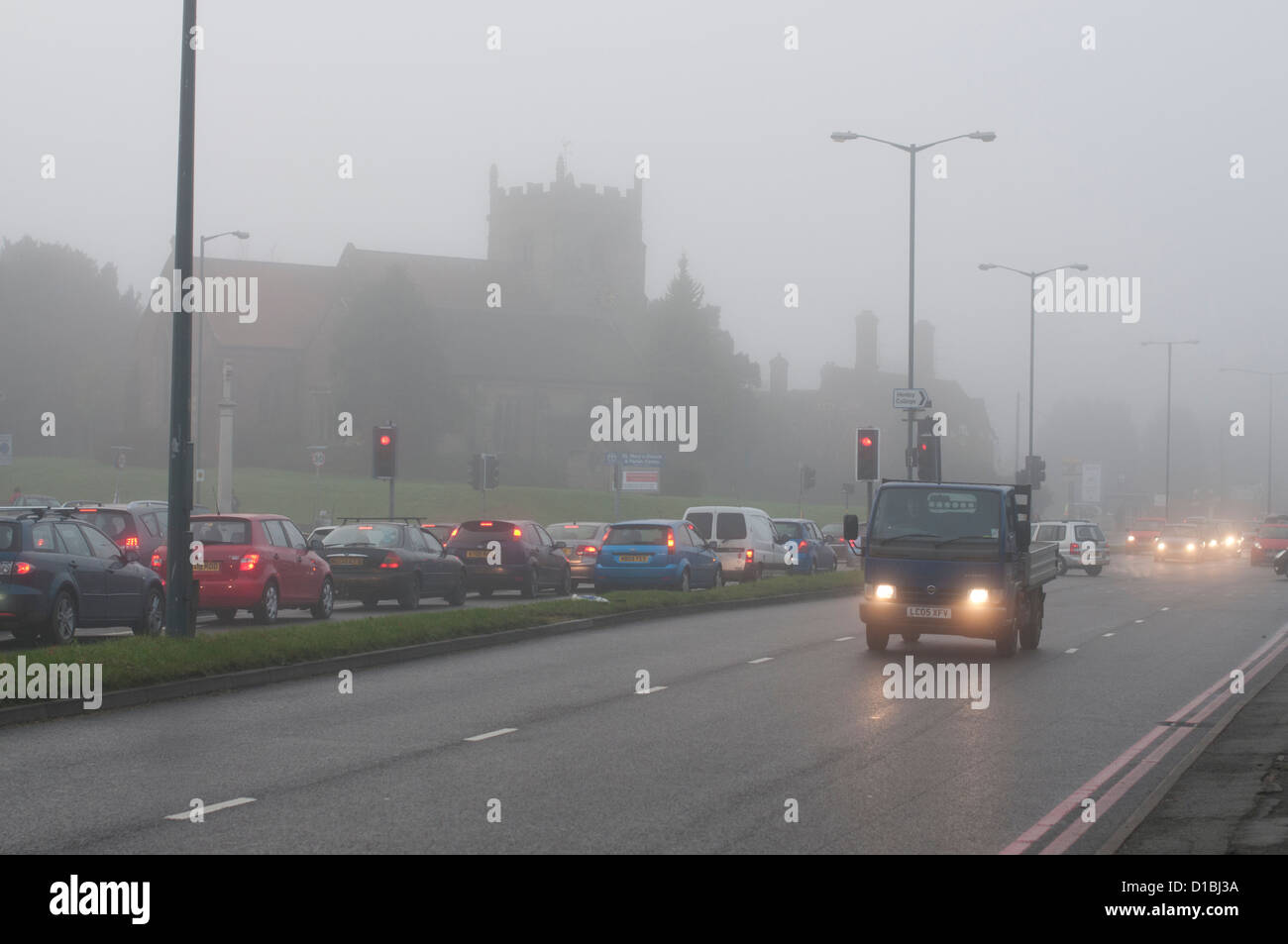 Dans le brouillard de la route Coventry Banque D'Images