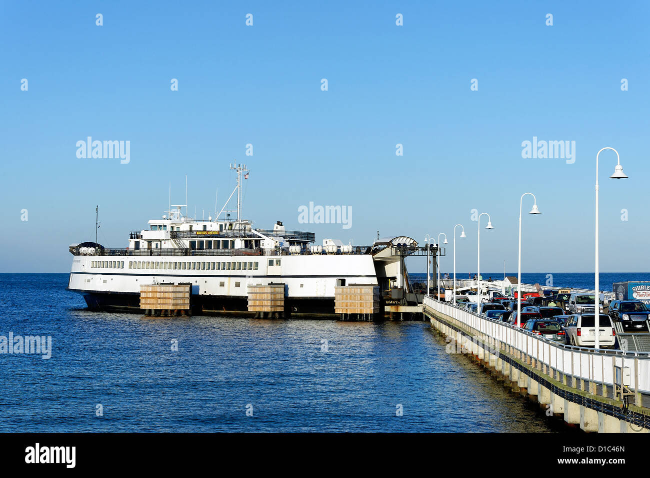 Ferry arrive à Oak Bluffs, Martha's Vineyard, Massachusetts, USA Banque D'Images
