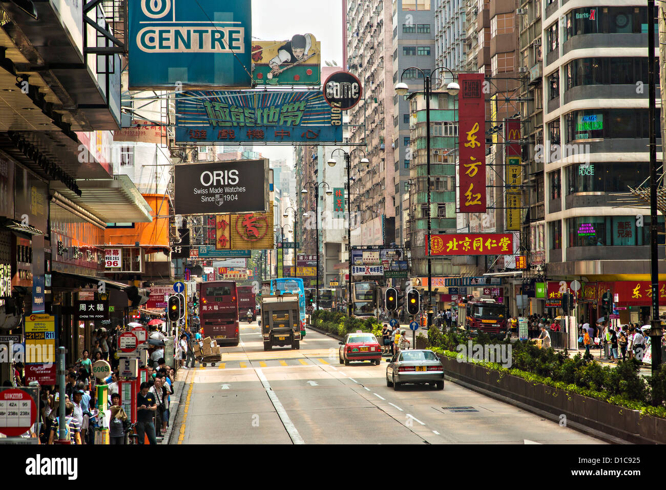 Quartier commerçant de Nathan Road à Kowloon, Hong Kong. Banque D'Images