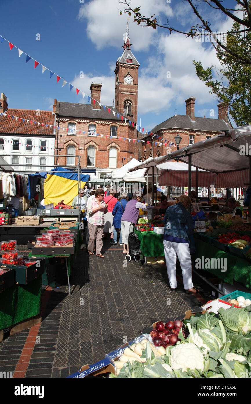 Marché de Louth Lincolnshire, Angleterre, Royaume-Uni, Banque D'Images