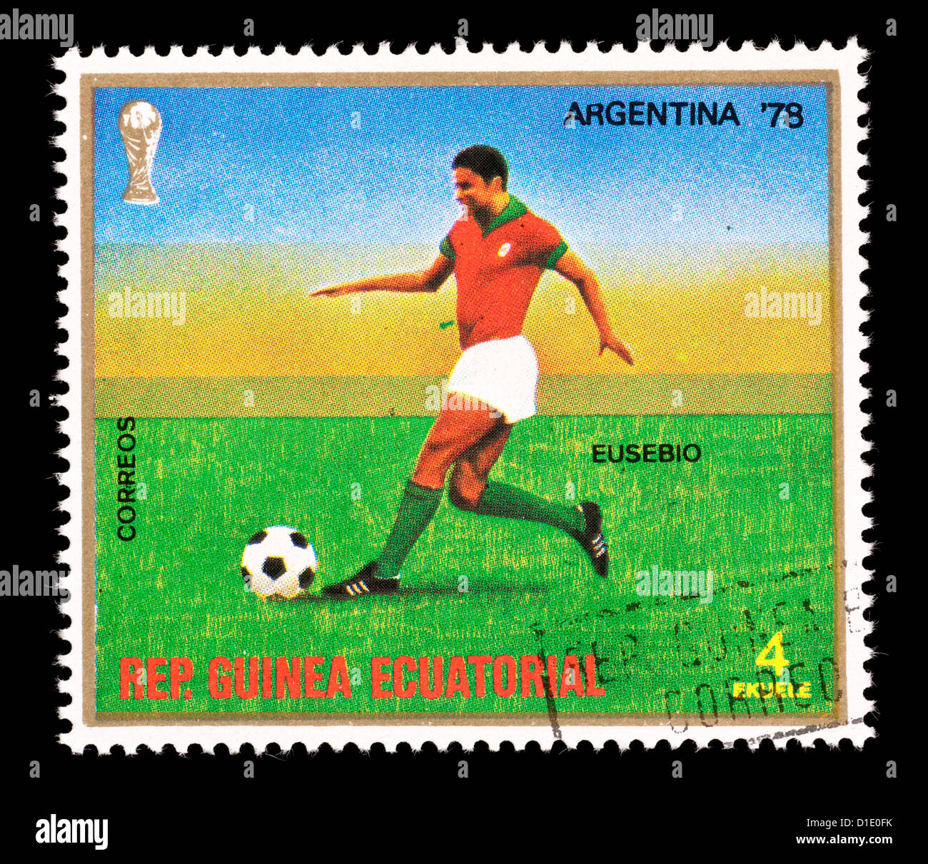 Timbre-poste de Guinée Equatoriale représentant un joueur de football, émis pour la Coupe du Monde 1978 en Argentine Banque D'Images