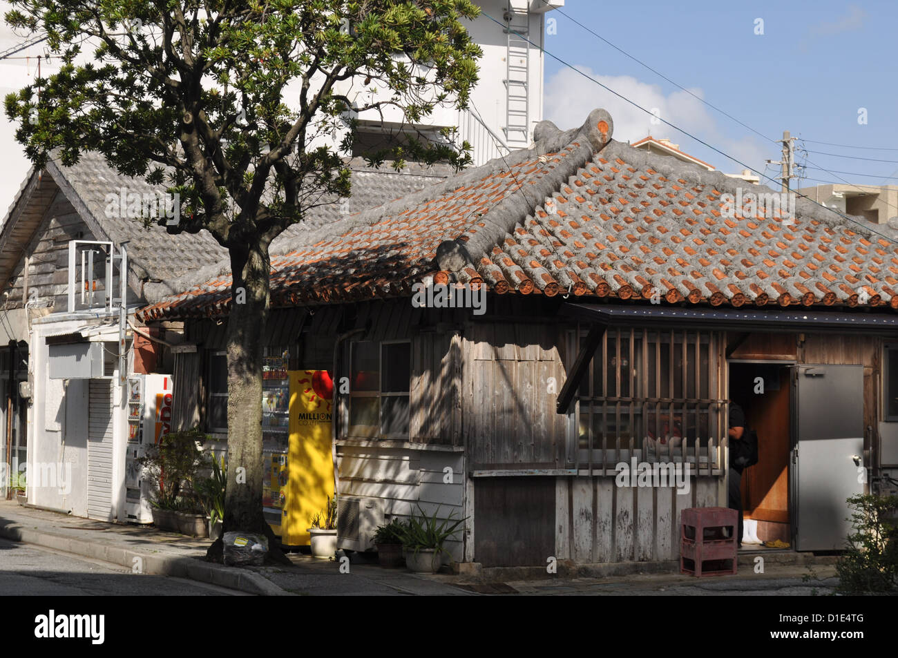 Naha (Okinawa, Japon), des maisons traditionnelles Banque D'Images