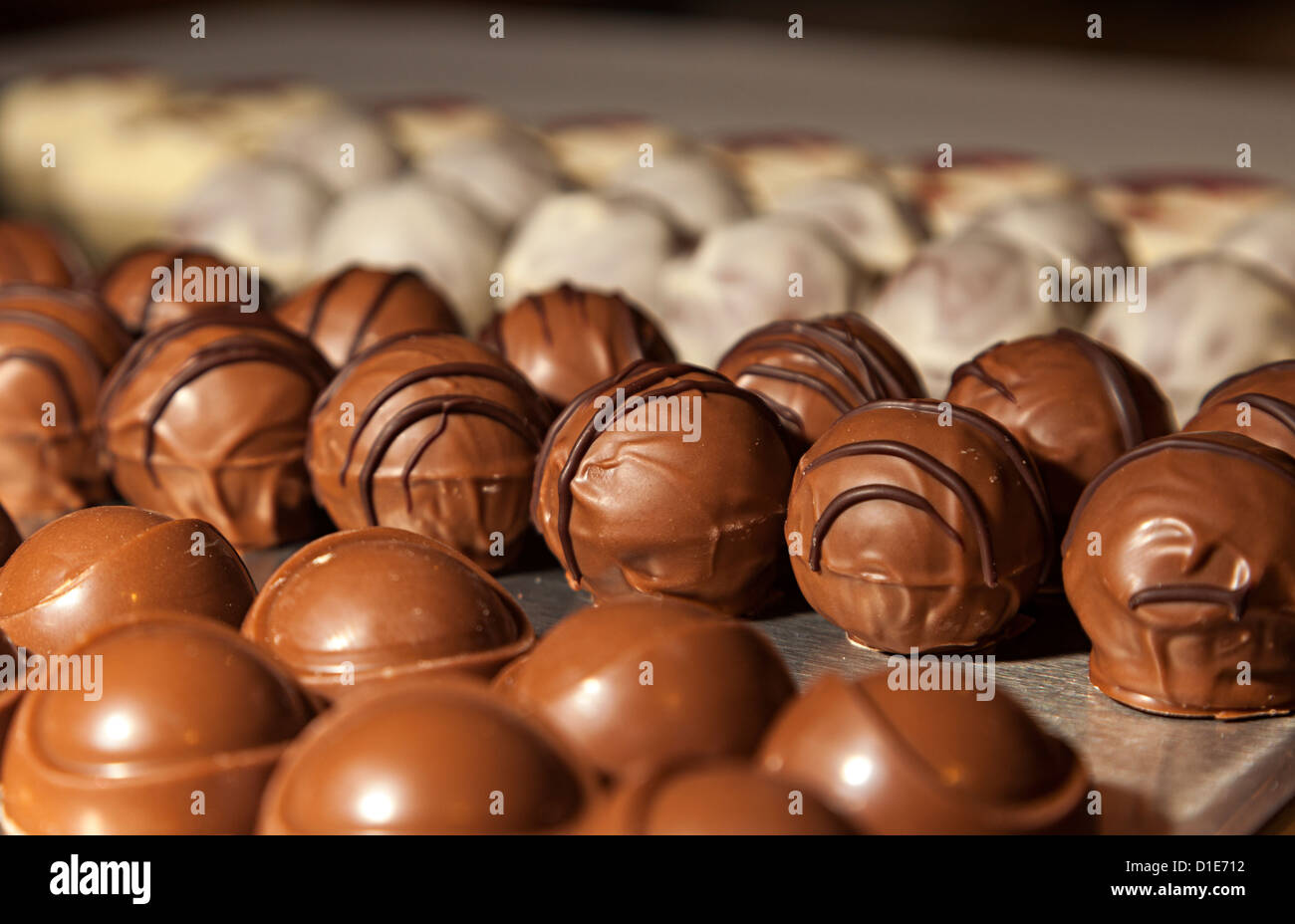 Jersey Black Butter Truffle chocolats en vente à La Mare distillerie où ils sont fabriqués, Jersey, Channel Islands, Royaume-Uni Banque D'Images