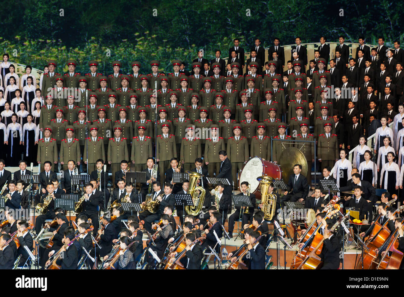 Stade Couvert de Pyongyang, performance Pyongyang, République populaire démocratique de Corée (RPDC), la Corée du Nord, d'Asie Banque D'Images Stade Couvert de Pyongyang, performance Pyongyang, République populaire démocratique de Corée (RPDC), la Corée du Nord, d'Asie Banque D'Images
