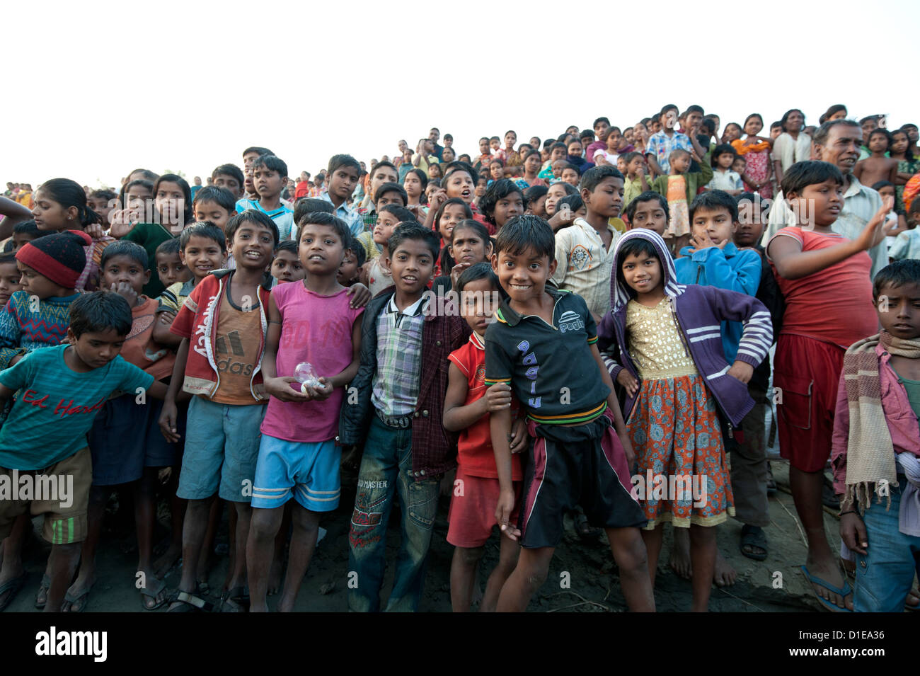 Les enfants du village rural, Bengale occidental, Inde, Asie Banque D'Images