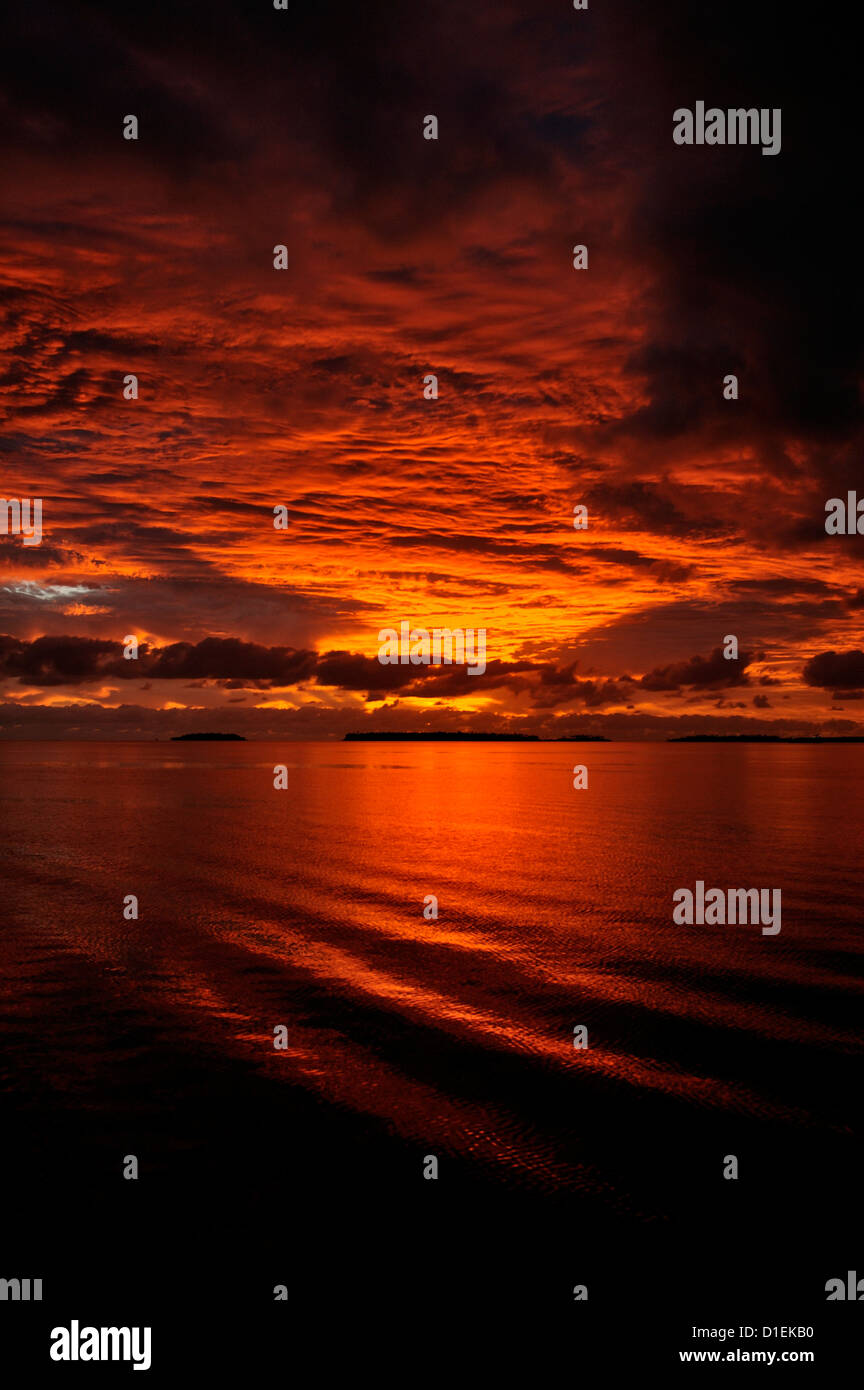 L'aube, prises à l'île de Pangaimotu, Nuku'alofa, Tonga Tongatapu, port Banque D'Images