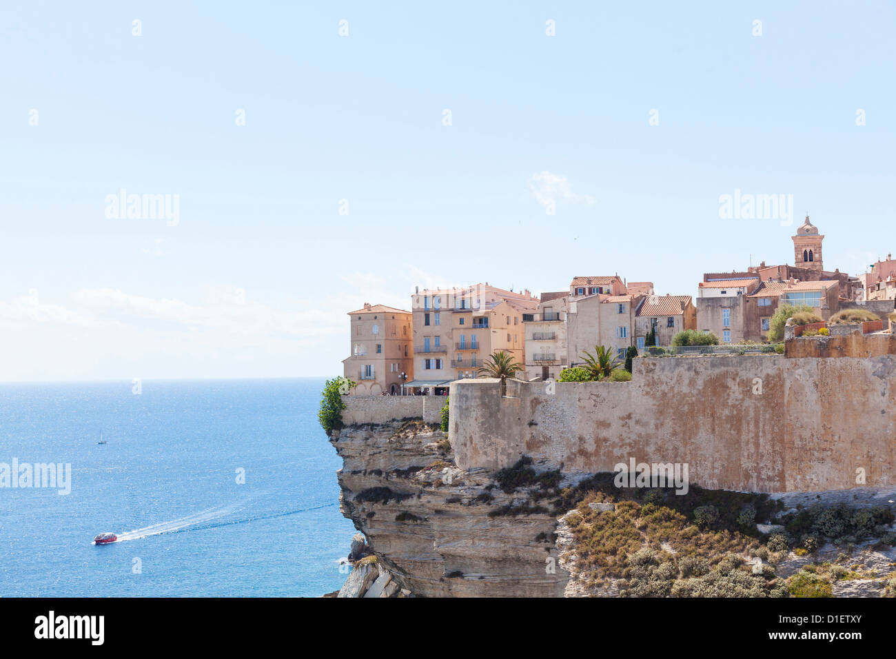 Vieille ville de Bonifacio sur la roche, Corse, France Banque D'Images