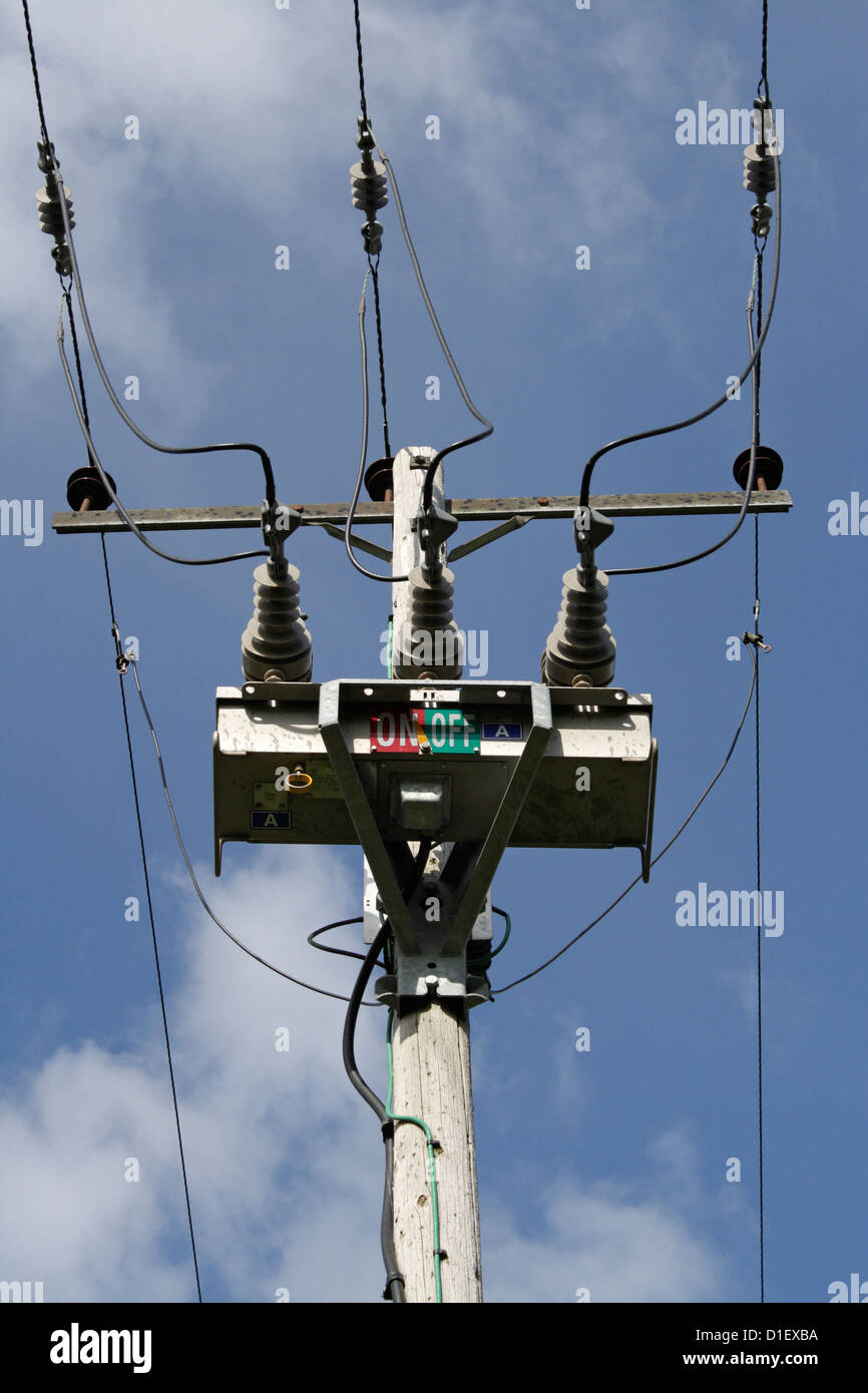 Ligne de transport d'électricité rurale en Angleterre ligne électrique du réseau national du Royaume-Uni Banque D'Images