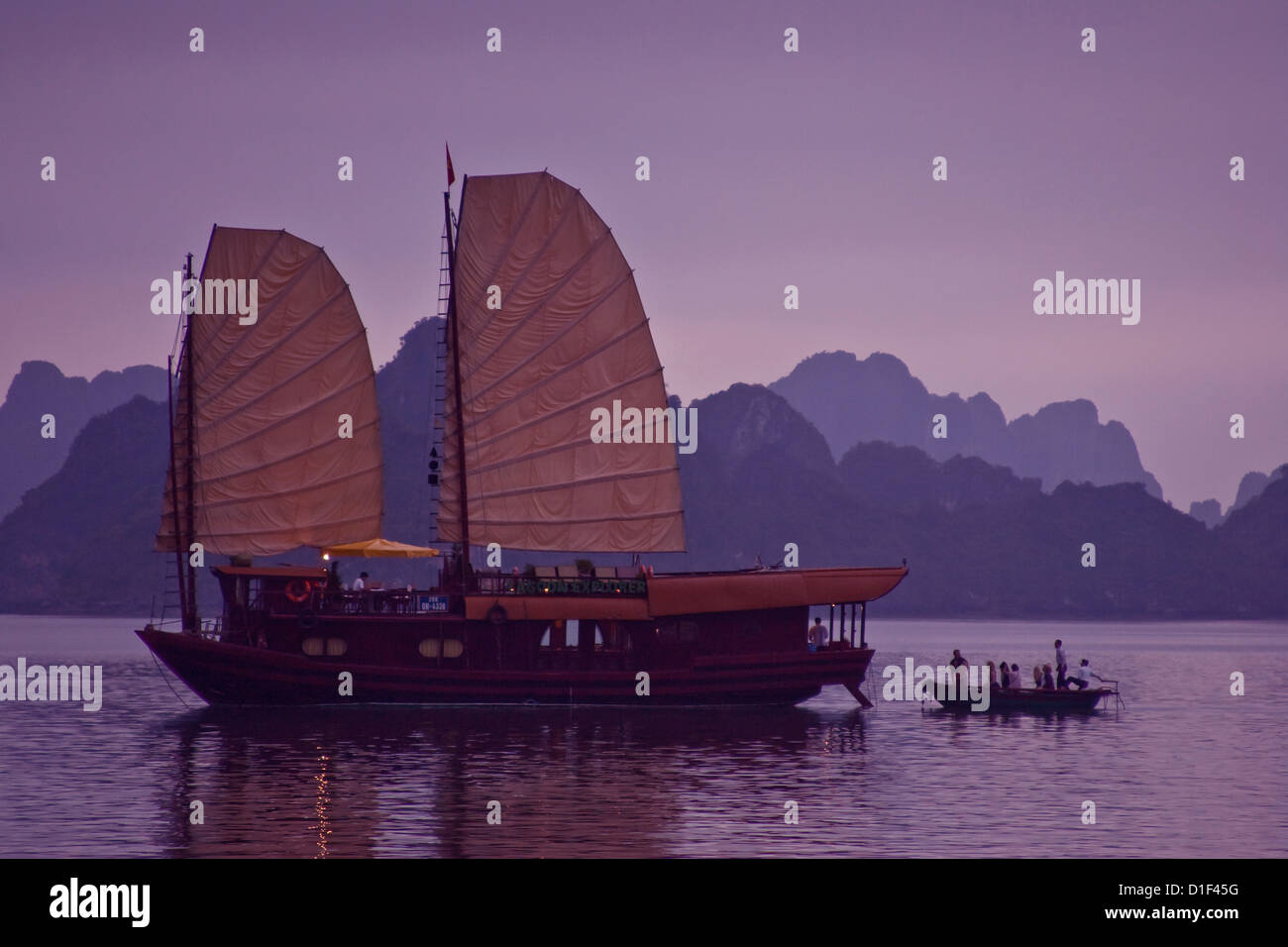 Junk Boat, Halong Bay, Vietnam Banque D'Images