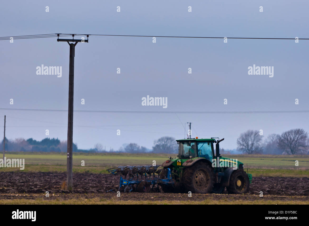 Le labour d'hiver Fenland Cambridgeshire Fens Banque D'Images