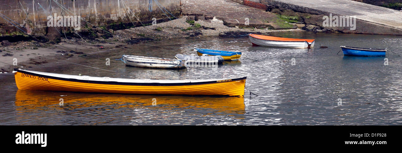 19.07.12 Bateaux dans Porthowan Harbour à Cornwall photo par James Galvin Banque D'Images