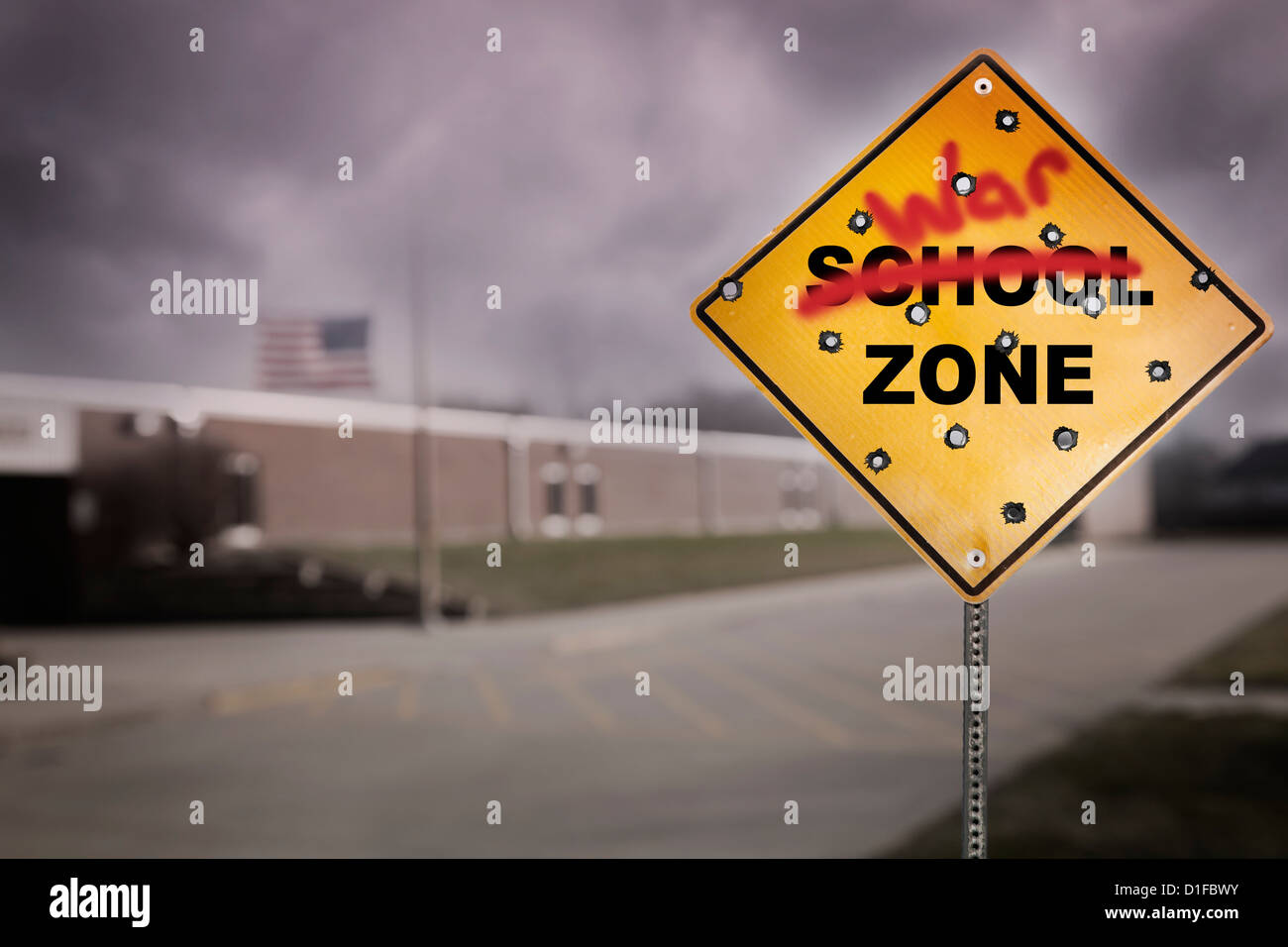 Zone scolaire inscription de graffitis et trous de balle Banque D'Images