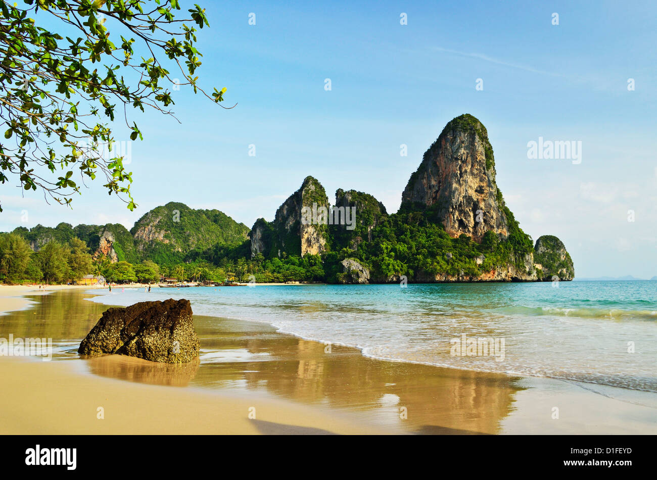 Rai Leh West Beach, Rai Leh (Railay), Côte d'Andaman, la province de Krabi, Thaïlande, Asie du Sud, Asie Banque D'Images