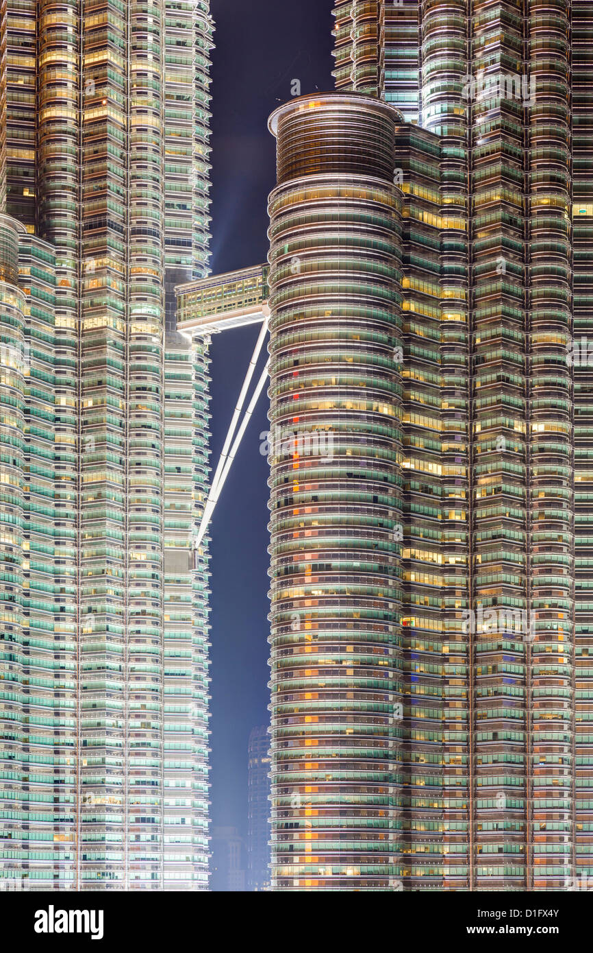 Affichage détaillé de la Petronas Twin Towers, Kuala Lumpur, Malaisie, Asie du Sud, Asie Banque D'Images