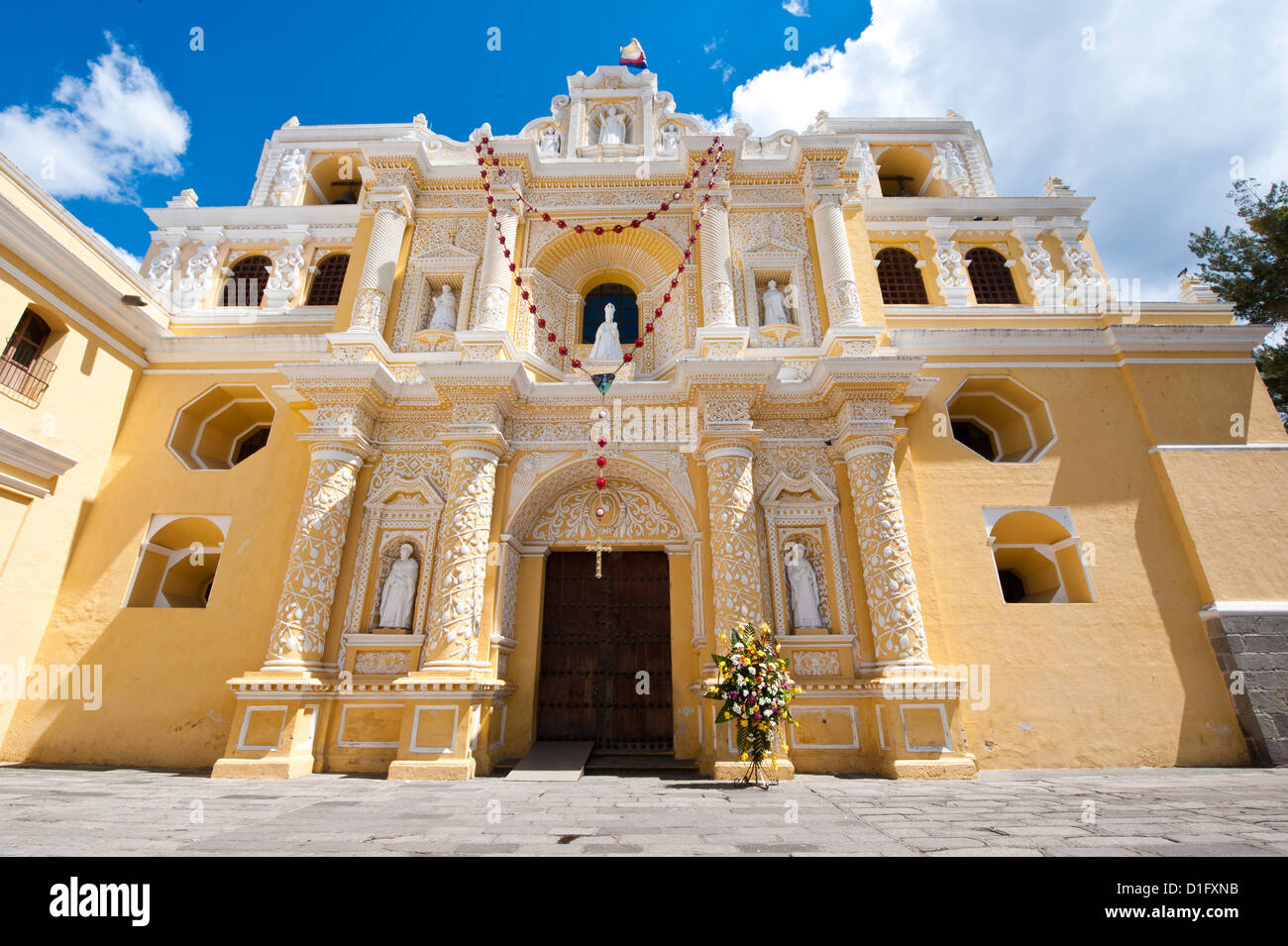 Nuestra Señora de la Merced, la cathédrale d'Antigua, UNESCO World Heritage Site, Guatemala, Amérique Centrale Banque D'Images
