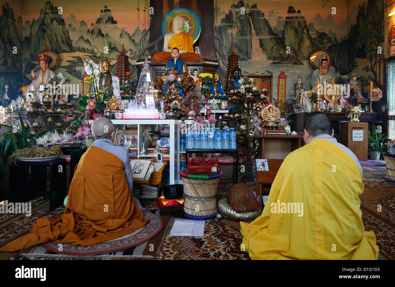 Cérémonie bouddhiste, Tu un temple bouddhiste, SaintPierreenFaucigny