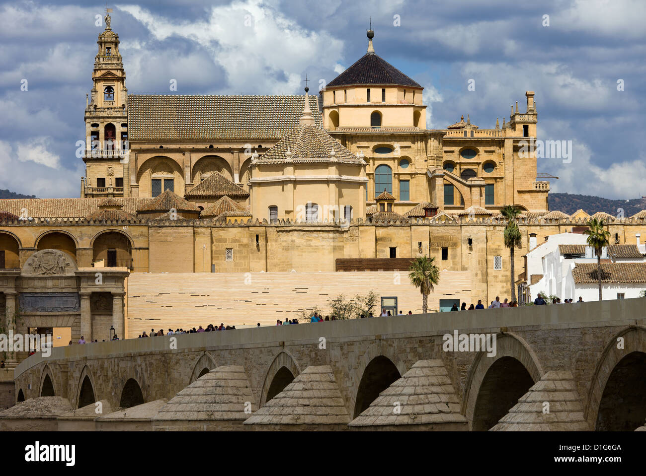 La cathédrale de la Mezquita (mosquée) à Cordoue (Espagne), région d'Andalousie. Banque D'Images