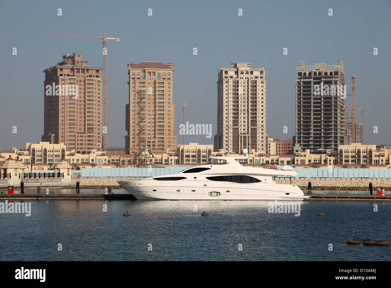 Bateau yacht à Porto Saoudite, Doha Qatar Banque D'Images