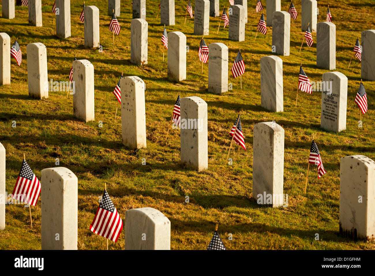 Scène dans le Cimetière National de Sitka sur 2012 Journée des anciens combattants. Banque D'Images