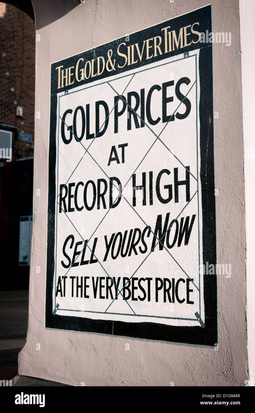Inscrivez-vous sur un Worthing Jewellers qui lit "LES PRIX DE L'OR À UN NIVEAU RECORD. Vendez le vôtre maintenant au meilleur prix' West Sussex Banque D'Images