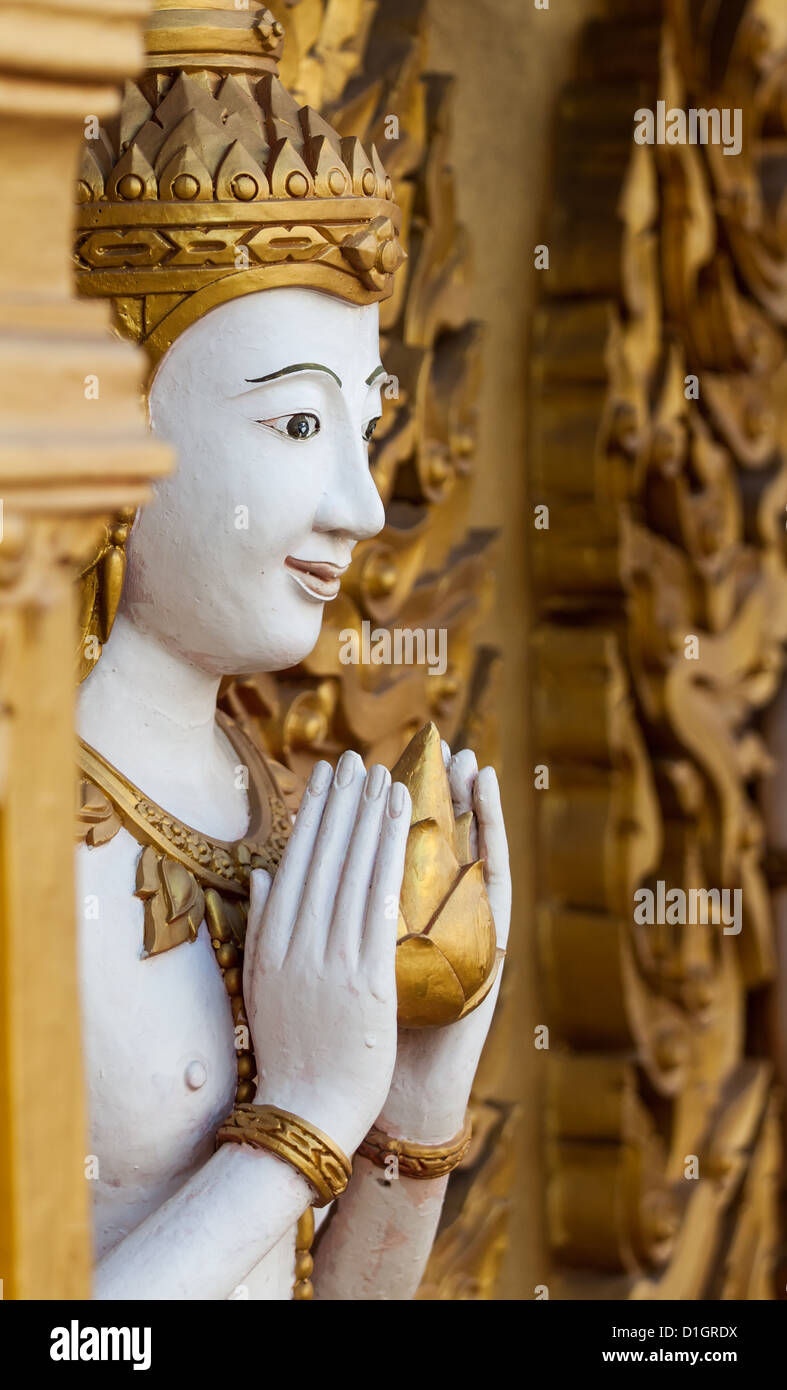 Thai art moulage sur le mur de temple Banque D'Images