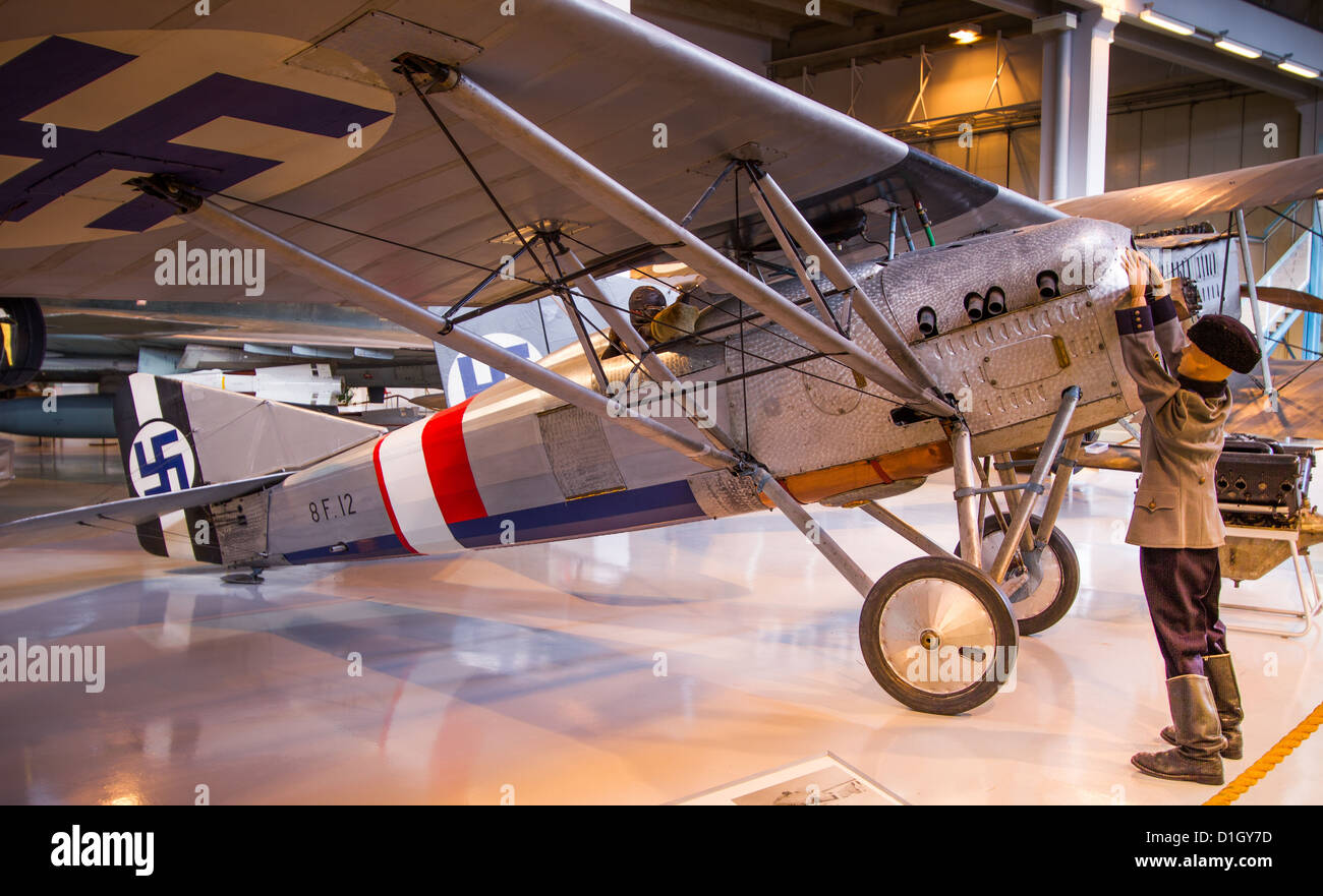 Chasseur français Gourdou-Leseurre GL.22 au Musée de l'Aviation de Finlande centrale. Banque D'Images