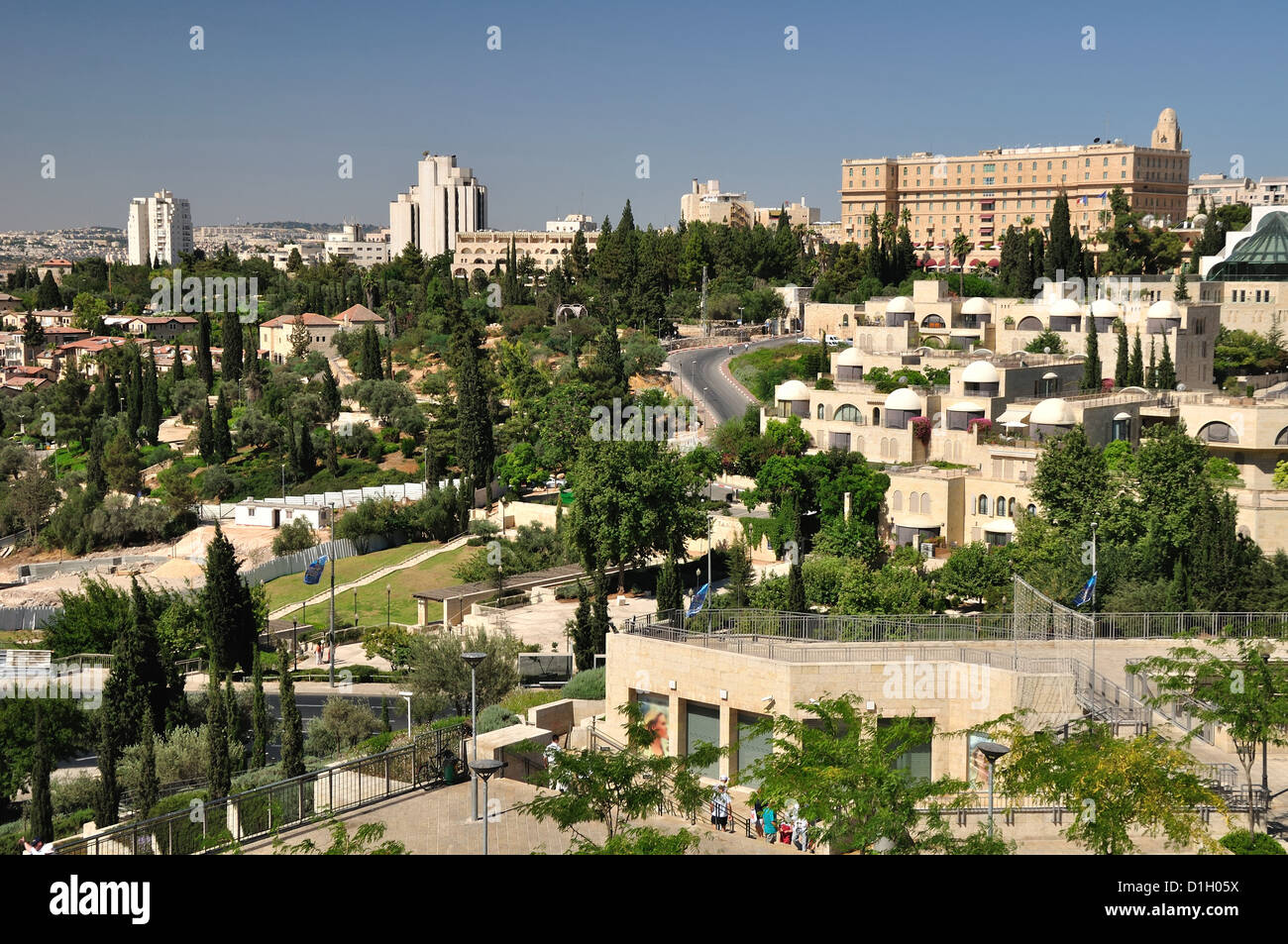 Vue sur le paysage de Jérusalem depuis le mur de la vieille ville. Banque D'Images