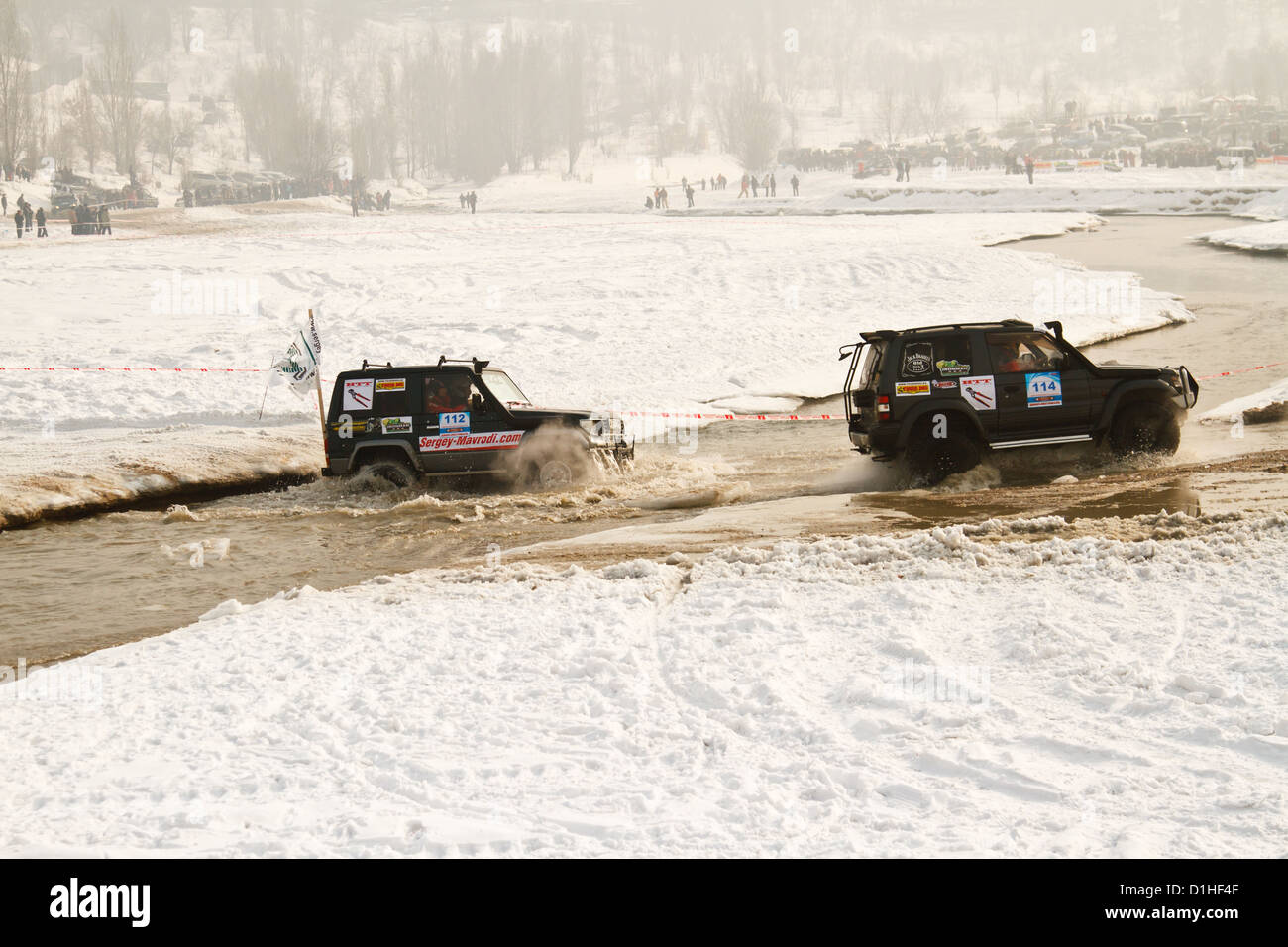 Almaty Kazakhstan - 11 février 2012. Off-road racing festival jeeps consacrée à 20e anniversaire de l'indépendance de la Banque D'Images